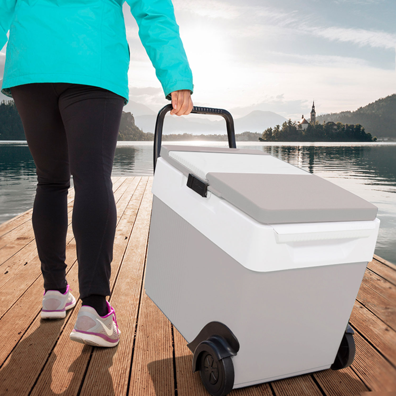 Koolatron 12V Wheeled Electric Cooler/Warmer 31L - Grey