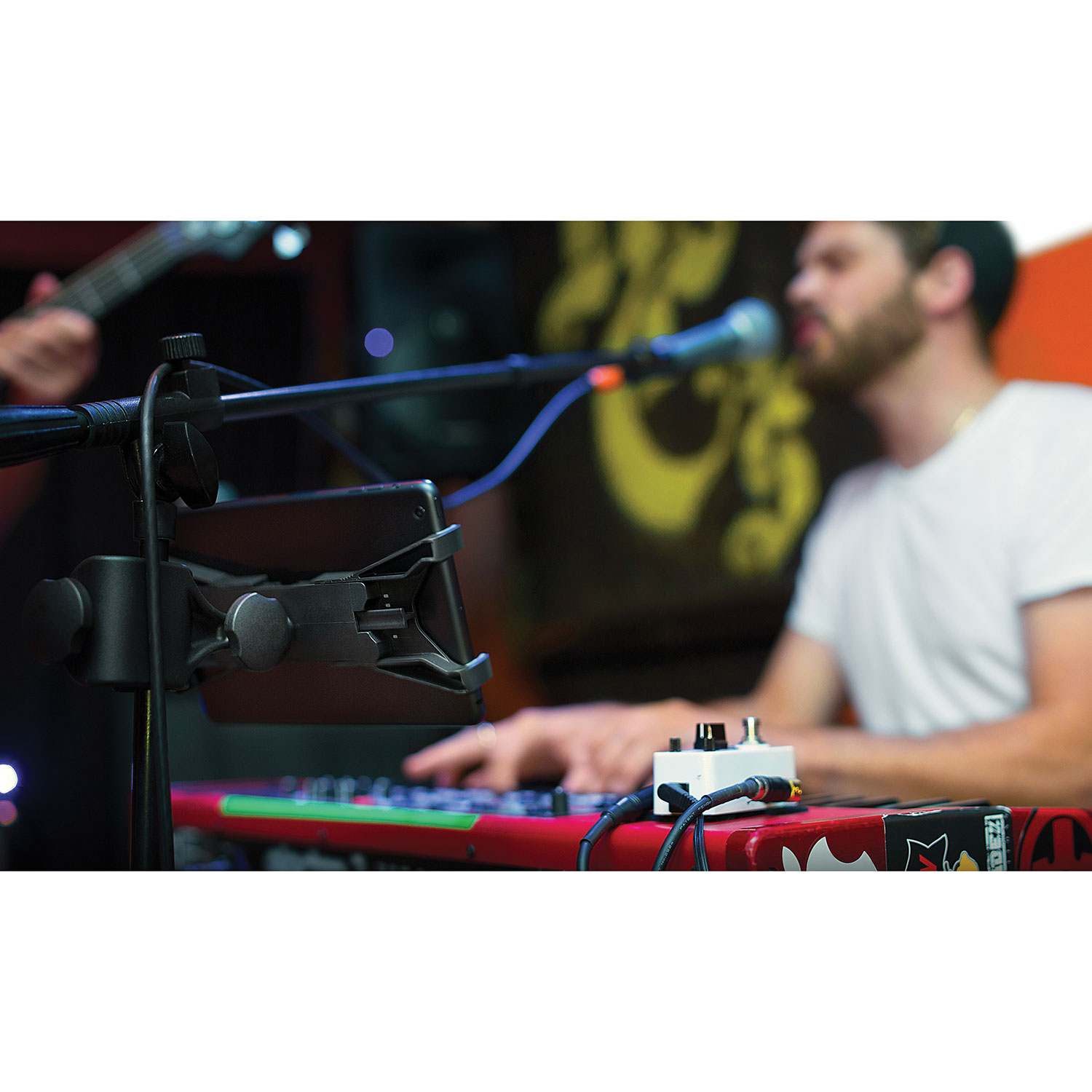 Support universel sur pied de micro Xpand IK Multimedia d'iKlip pour tablette- Noir