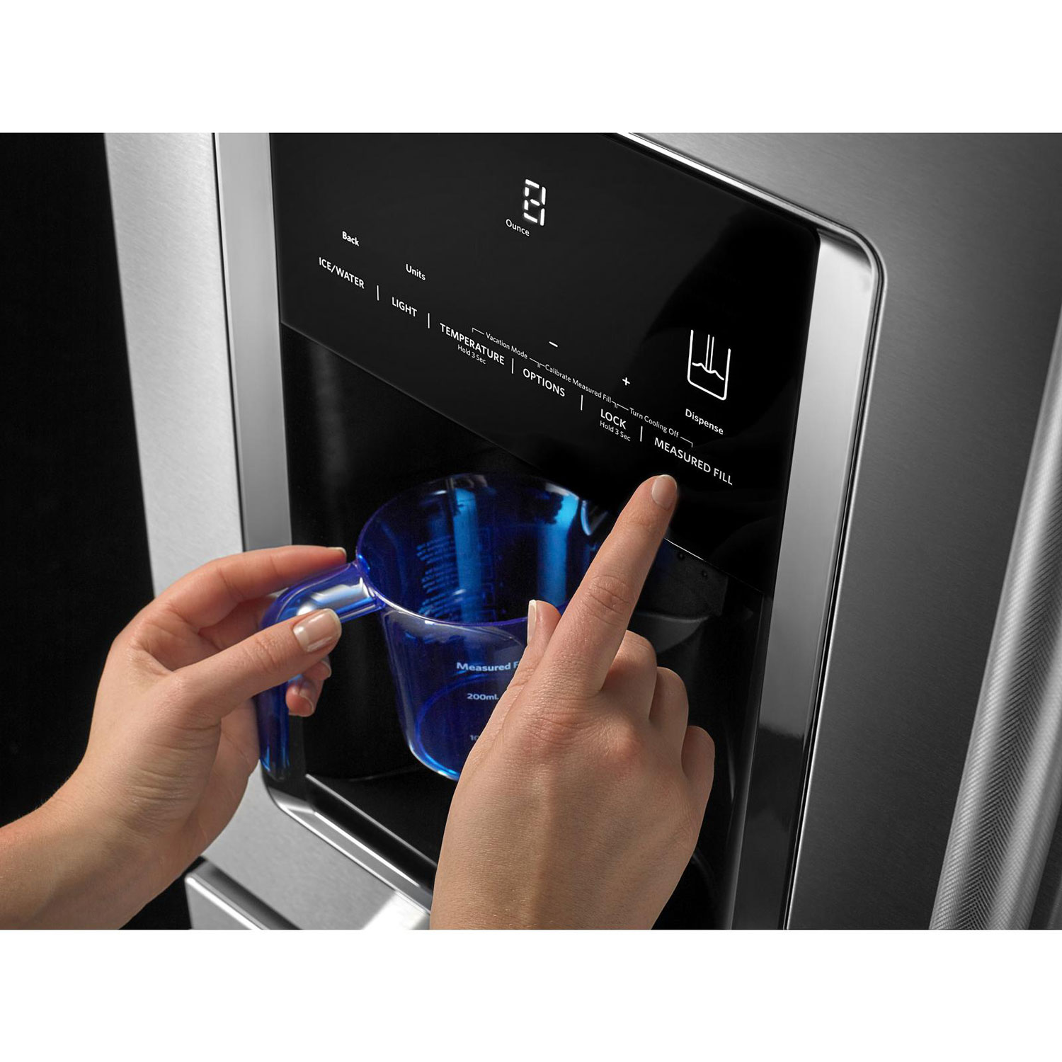 Réfrigérateur à deux portes 25,8 pi3 36 po, distributeur de glaçons et d'eau de KitchenAid - Inox