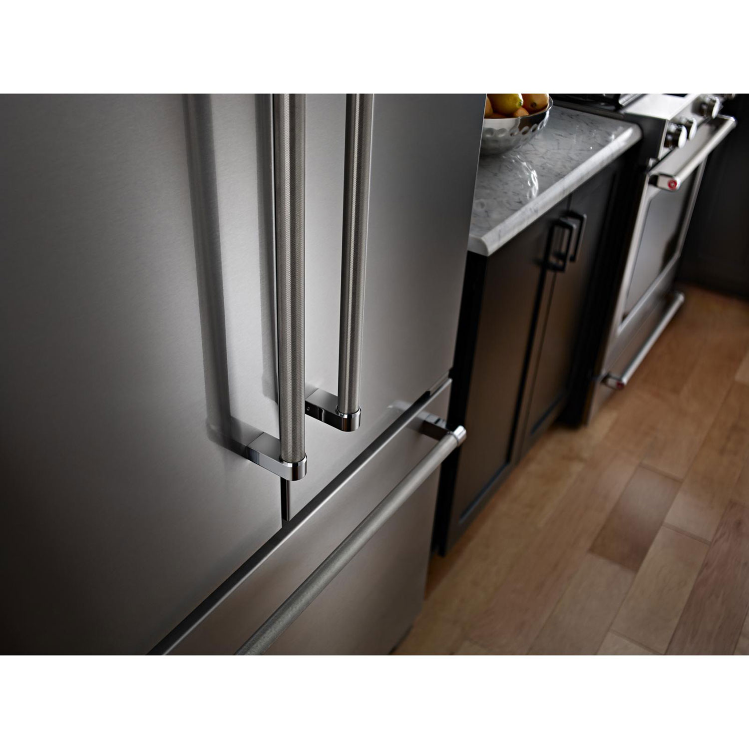 Cuisinière encastrable de 30 po à 5 brûleurs avec four à convection de 6,5 pi3 de KitchenAid - Inox