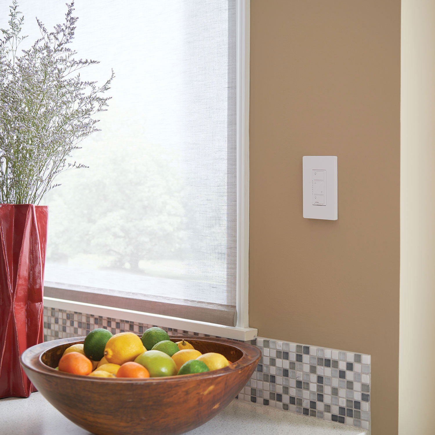 Trousse sans fil Caseta de Lutron avec gradateur mural et pont intelligent