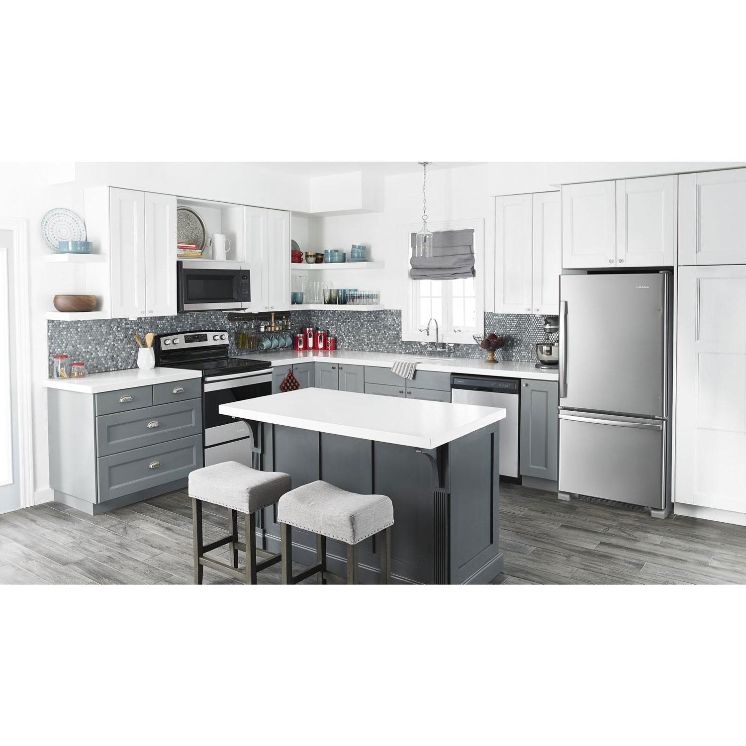 Réfrigérateur à congélateur inférieur 18,7 pi3 30 po d'Amana - Acier inoxydable