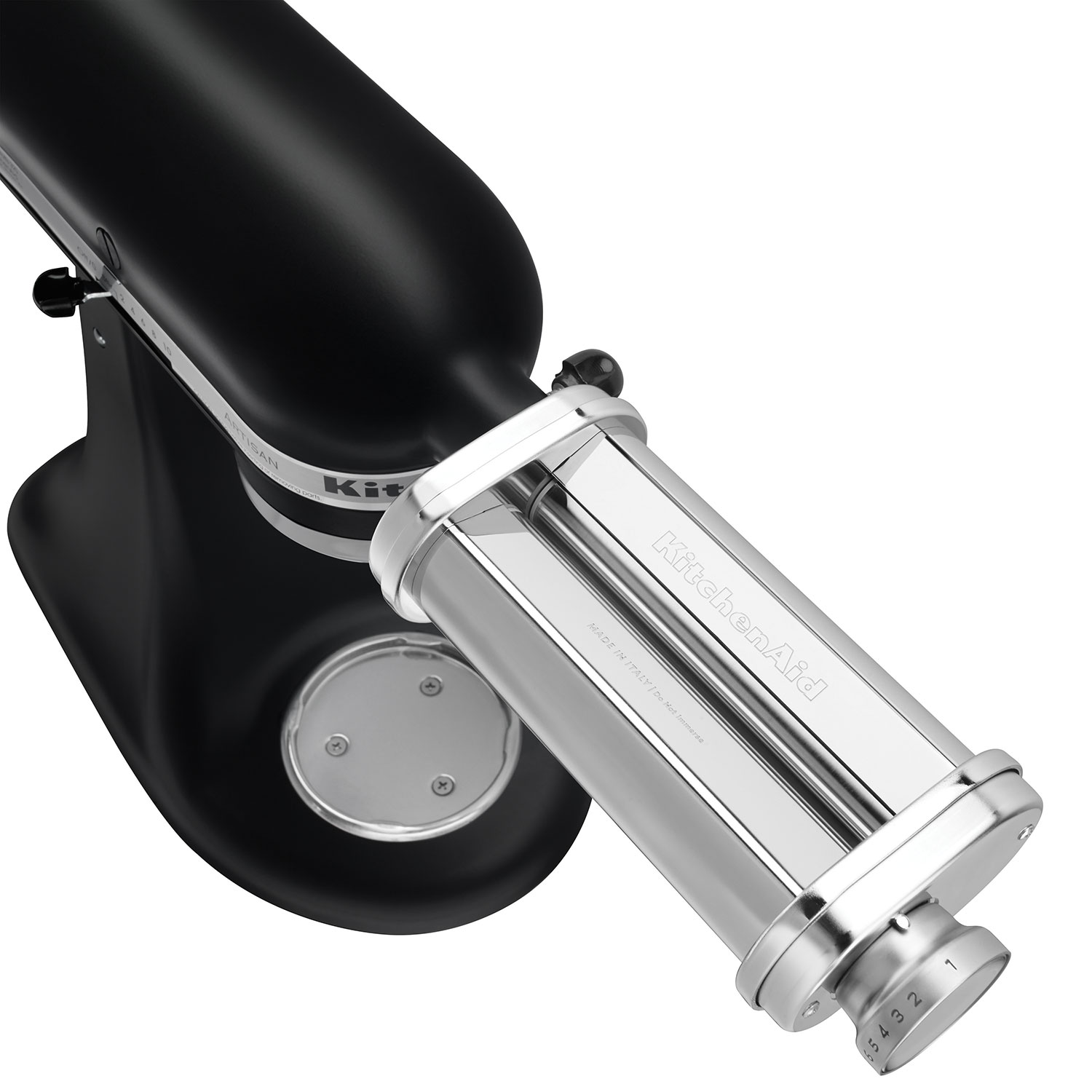Batteur sur socle à tête inclinable Artisan de KitchenAid - 5 pte - 325 W - Noir mat