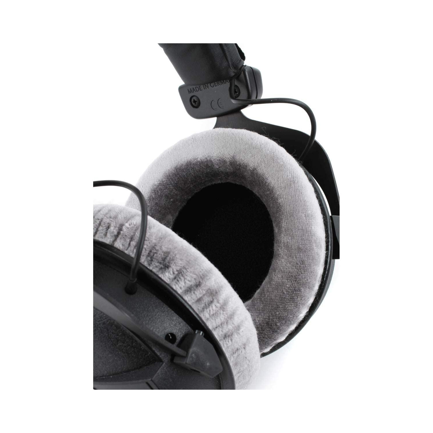 beyerdynamic DT 770 PRO 32 Ohm Over-Ear Studio Headphones