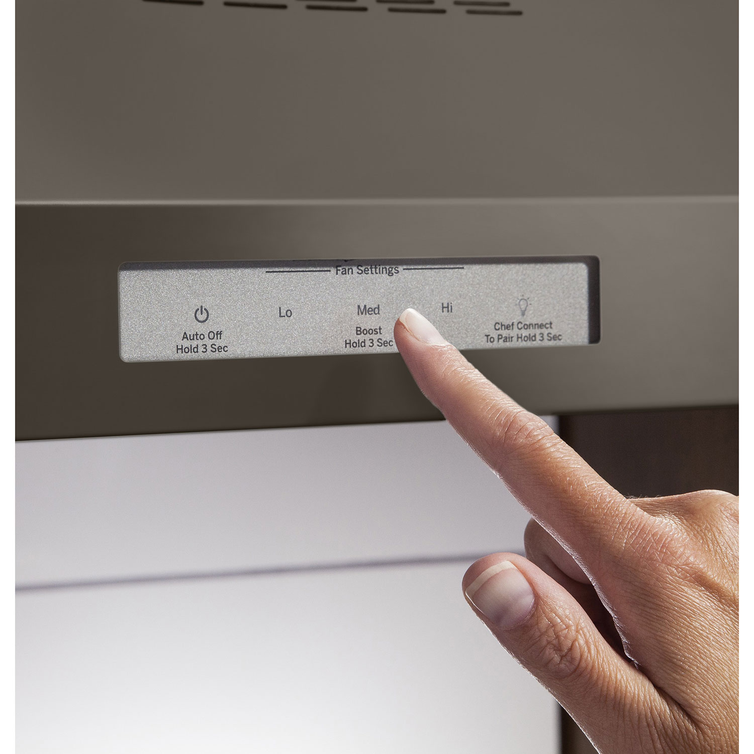 Hotte de dessous d'armoire de 30 po Profile de GE - Ardoise