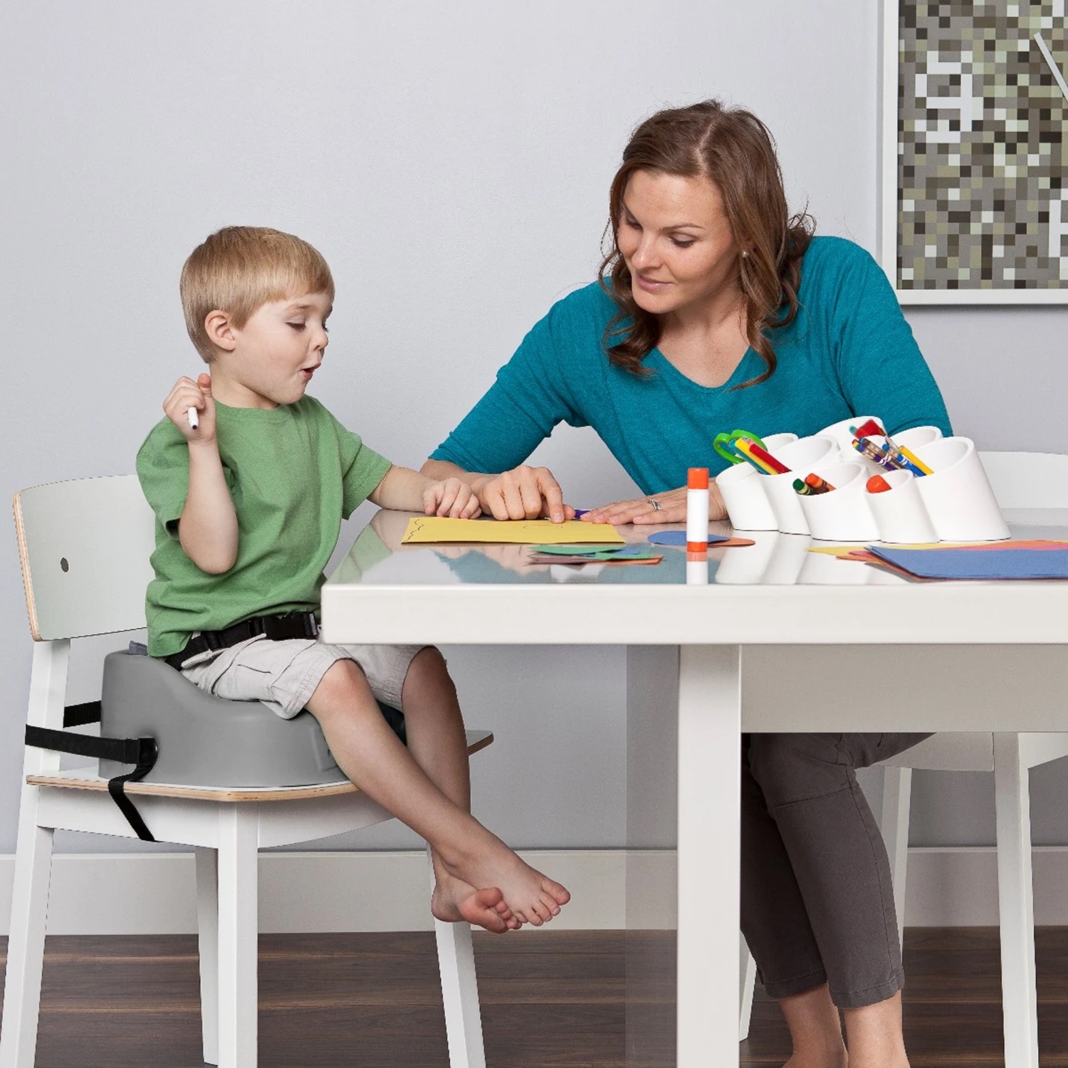 Bumbo booster seat store canada