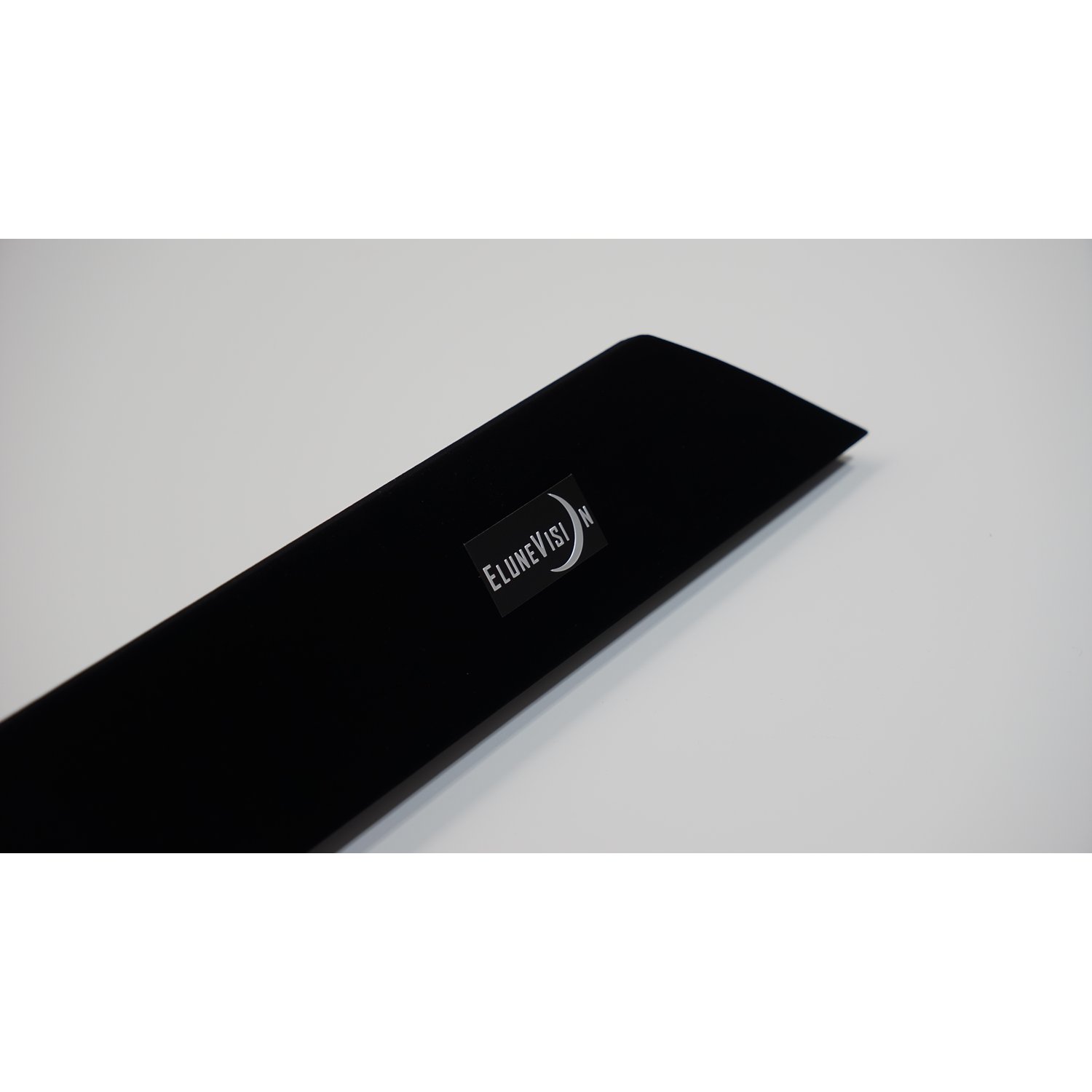 EluneVision Elara 106” 1.2-16:9 Fixed-Frame Projector Screen