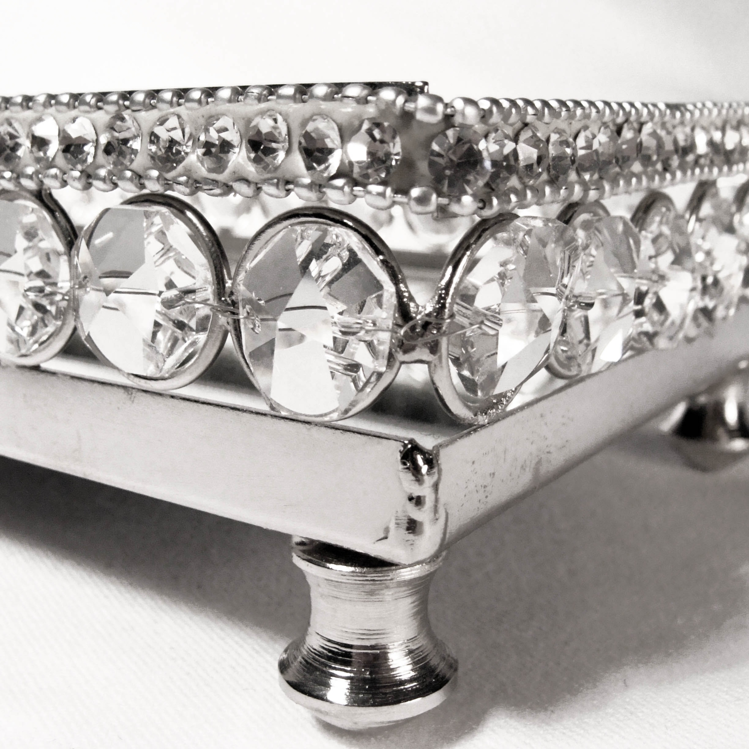 Leber – Plateau miroir de salle de bain étincelant Elegance 72900 avec cristaux perlés, 10.87 x 4.25 po