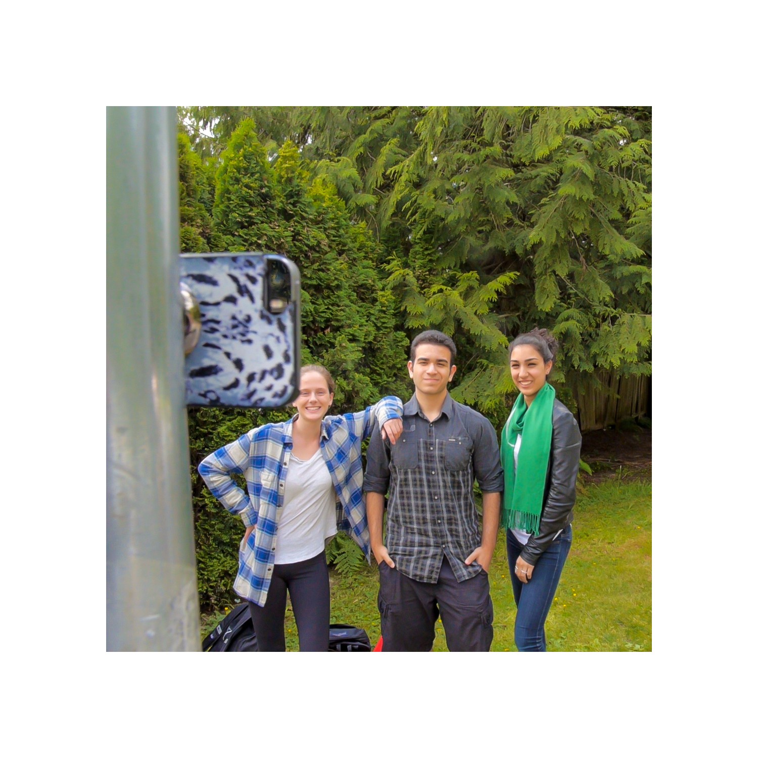 Support de téléphone magnétique 3-en-1 STICKIT™ par KhatamiCo - Rouge - expédition gratuite