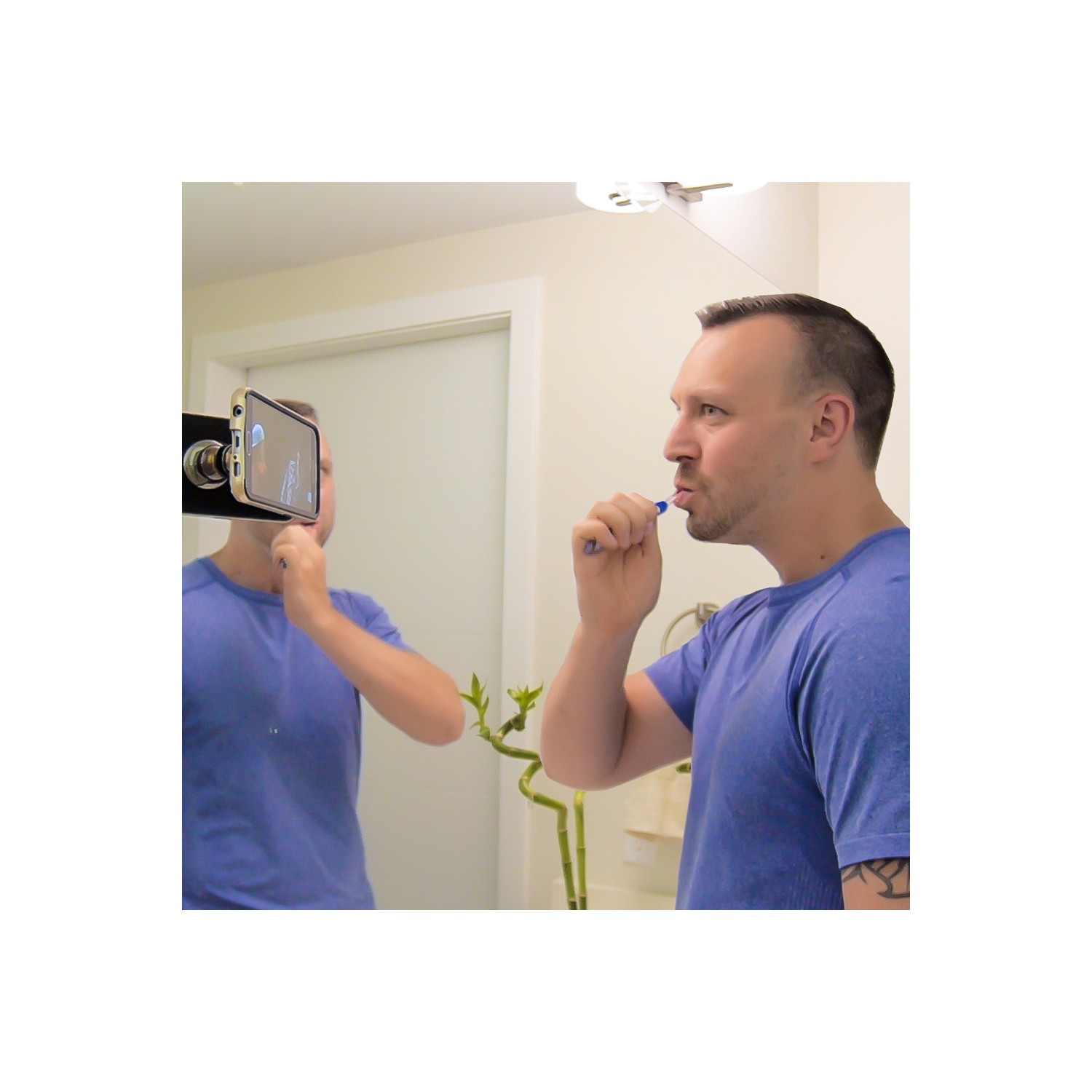 Support de téléphone magnétique 3-en-1 STICKIT™ par KhatamiCo - Rouge - expédition gratuite