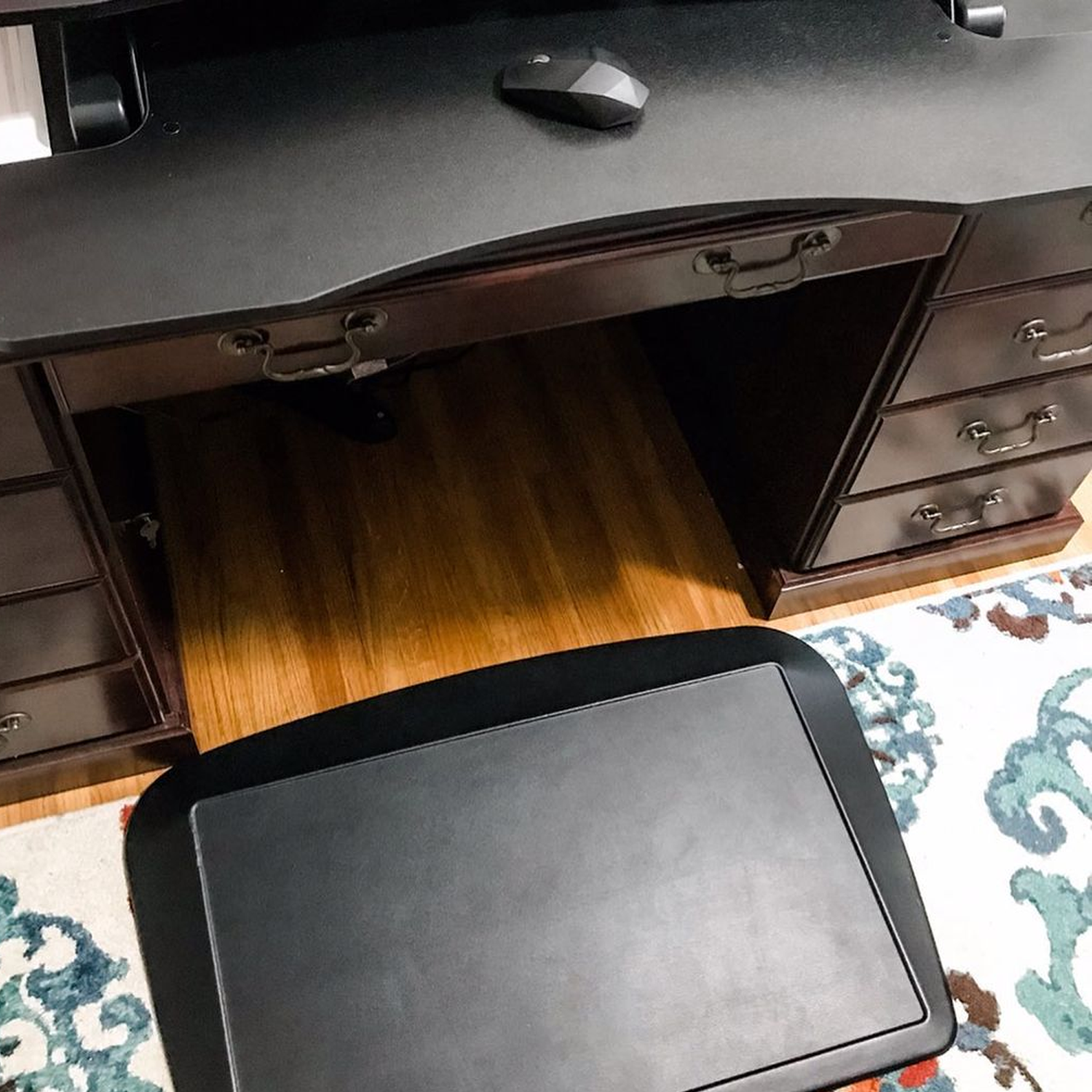 Tapis ergonomique confortable pour bureau debout Antifatigue d’AnthroDesk