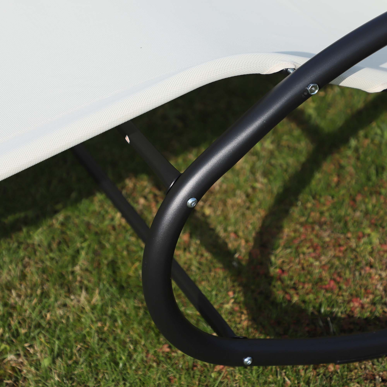 Chaise longue pour l'extérieur avec chaise longue et chaise longue Outsunny chaise longue avec coussin blanc crème