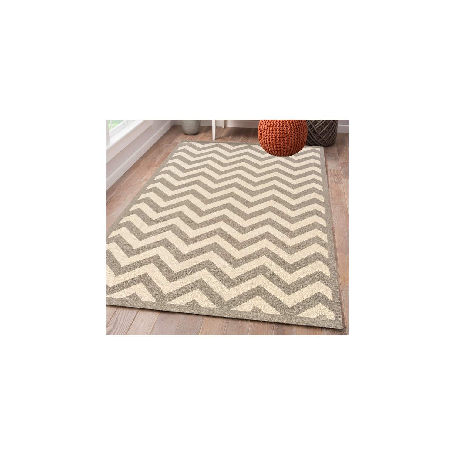 Linon RUG-SH0157 5 x 7 ft. Silhouette Chevron Indoor Area Rug - Grey