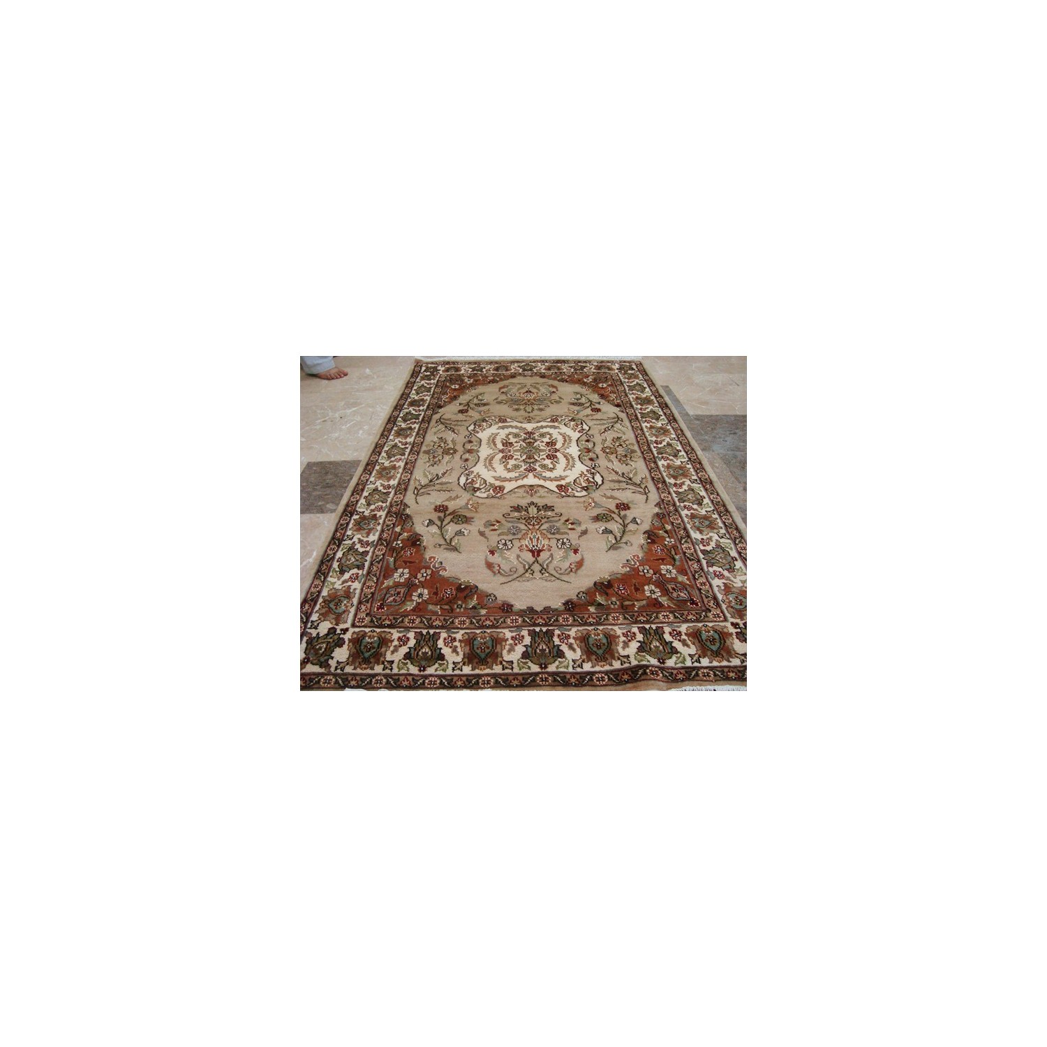 Awesome Ivory Medallion Flowers Rectangle Area Rug Hand Knotted Wool Silk Carpet'