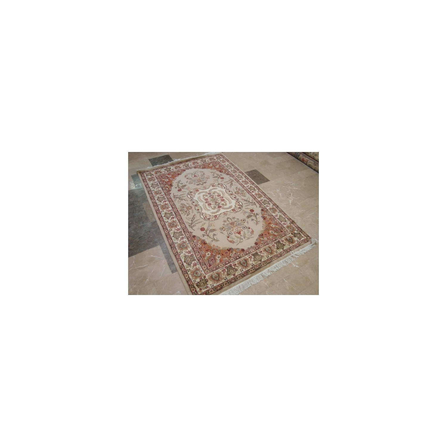Awesome Ivory Medallion Flowers Rectangle Area Rug Hand Knotted Wool Silk Carpet'