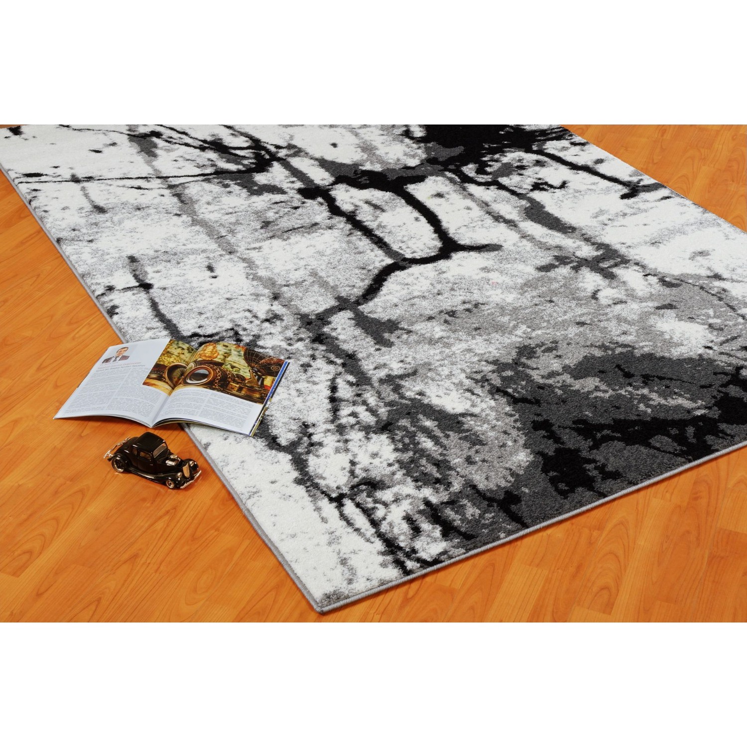 LA Dole Anise 6'5" x 9'5" Runner Area Rug - Grey/Cream