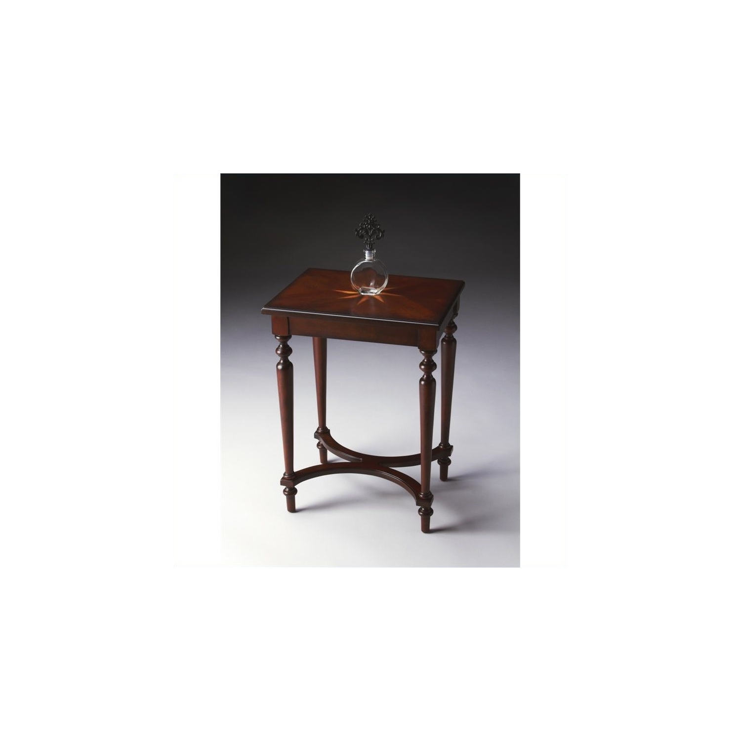 Table d'appoint traditionnelle Butler Specialty, cerisier plantation