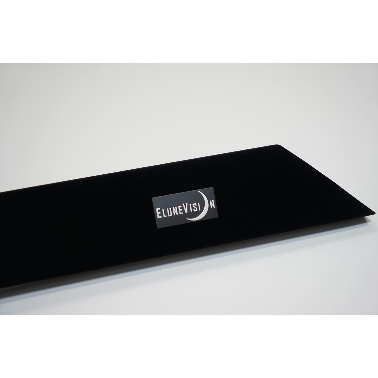 EluneVision Elara 92” 16:9 Fixed-Frame Projector Screen