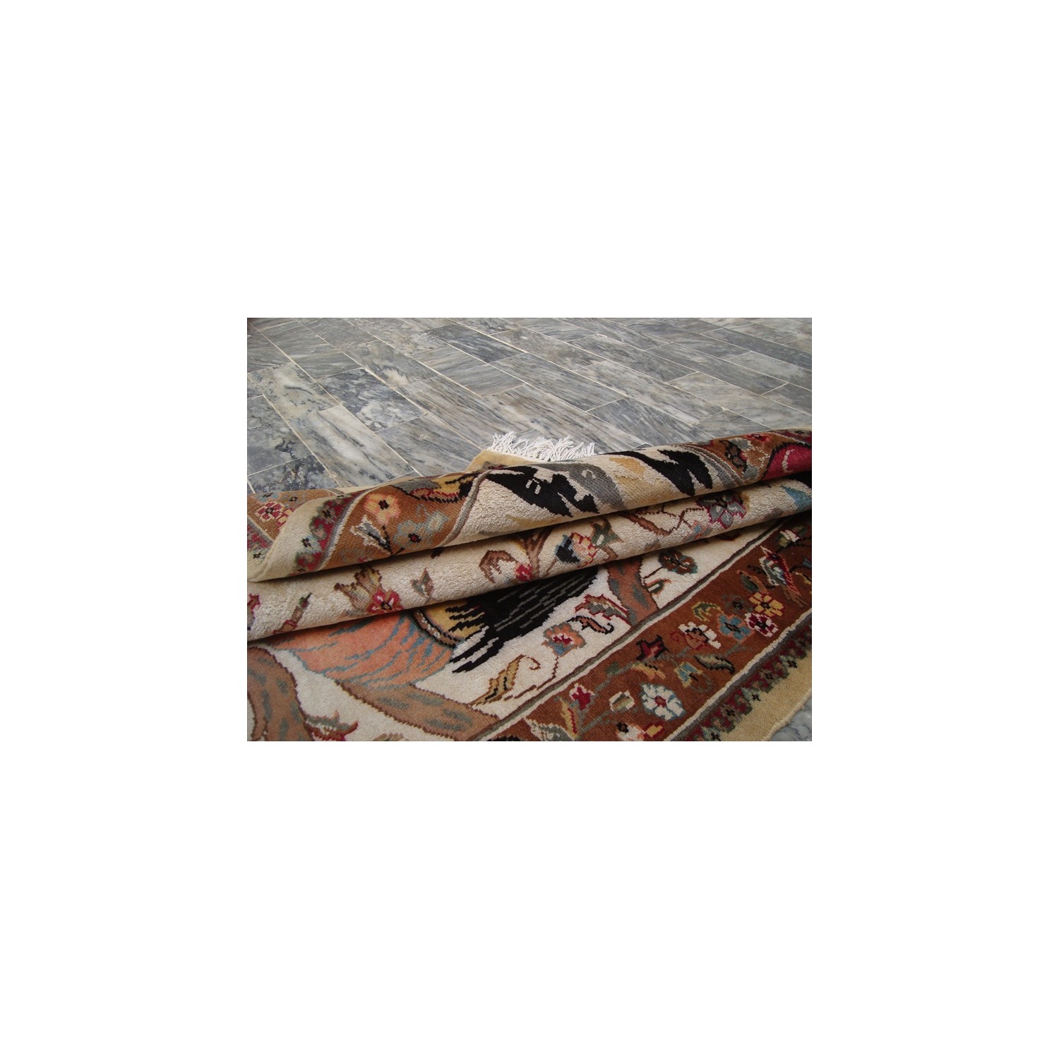 Ahmedani Love Umre Khayam King Queen Love Story Hand Knotted Wall Rug Wool Silk Carpet 4.11' x 3.1' Area Rug - Ivory