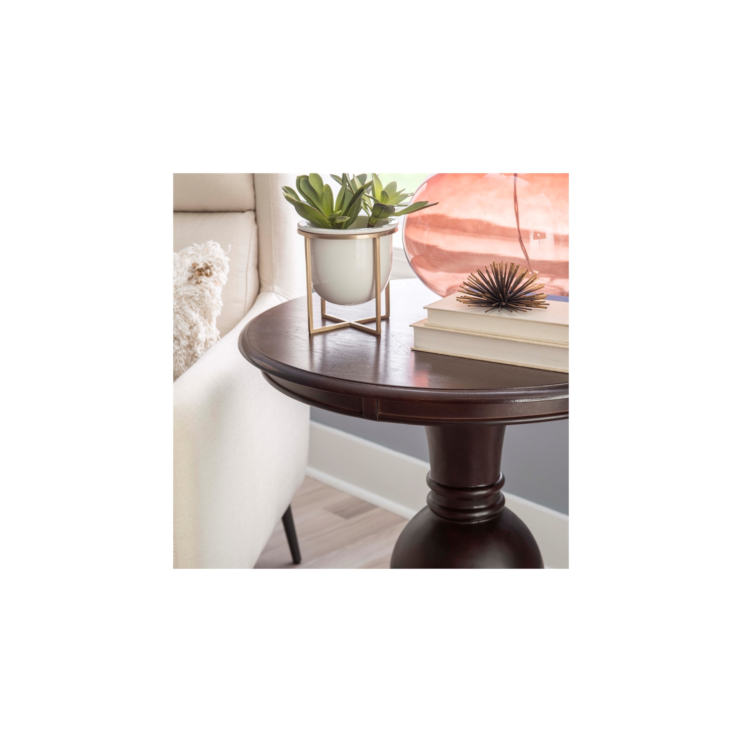 Linon – Table d’appoint ronde en bois Amalie, brun espresso