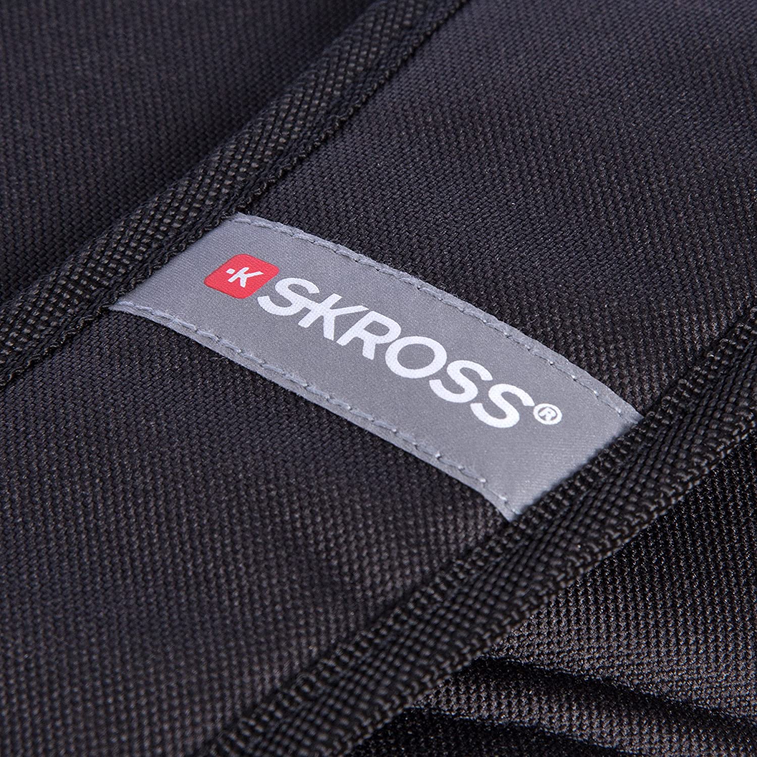 SKROSS Travel Deluxe Padded Shoulder Strap Backpack with Laptop Sleeve