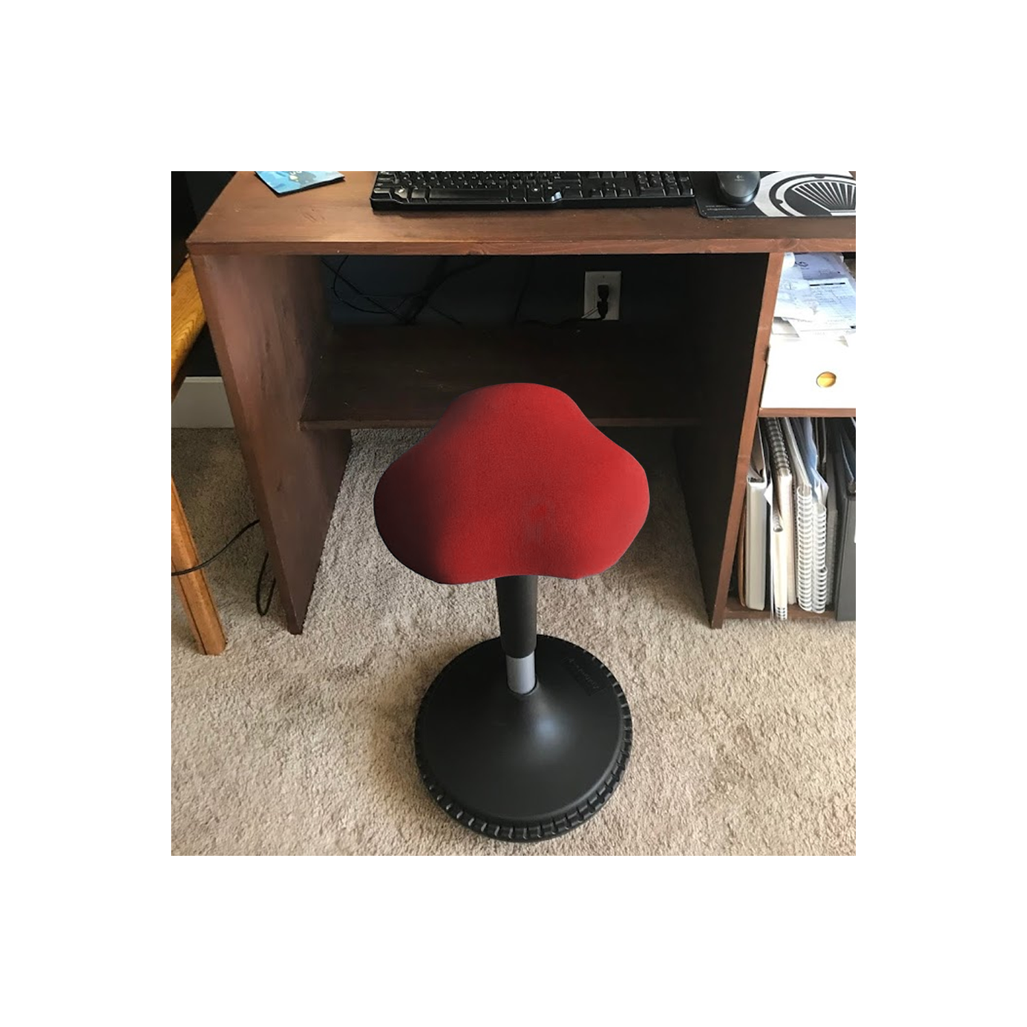 Tabouret ergonomique pour position assise active de la chaise oscillante, idéal pour les bureaux debout et le renforcement du tronc