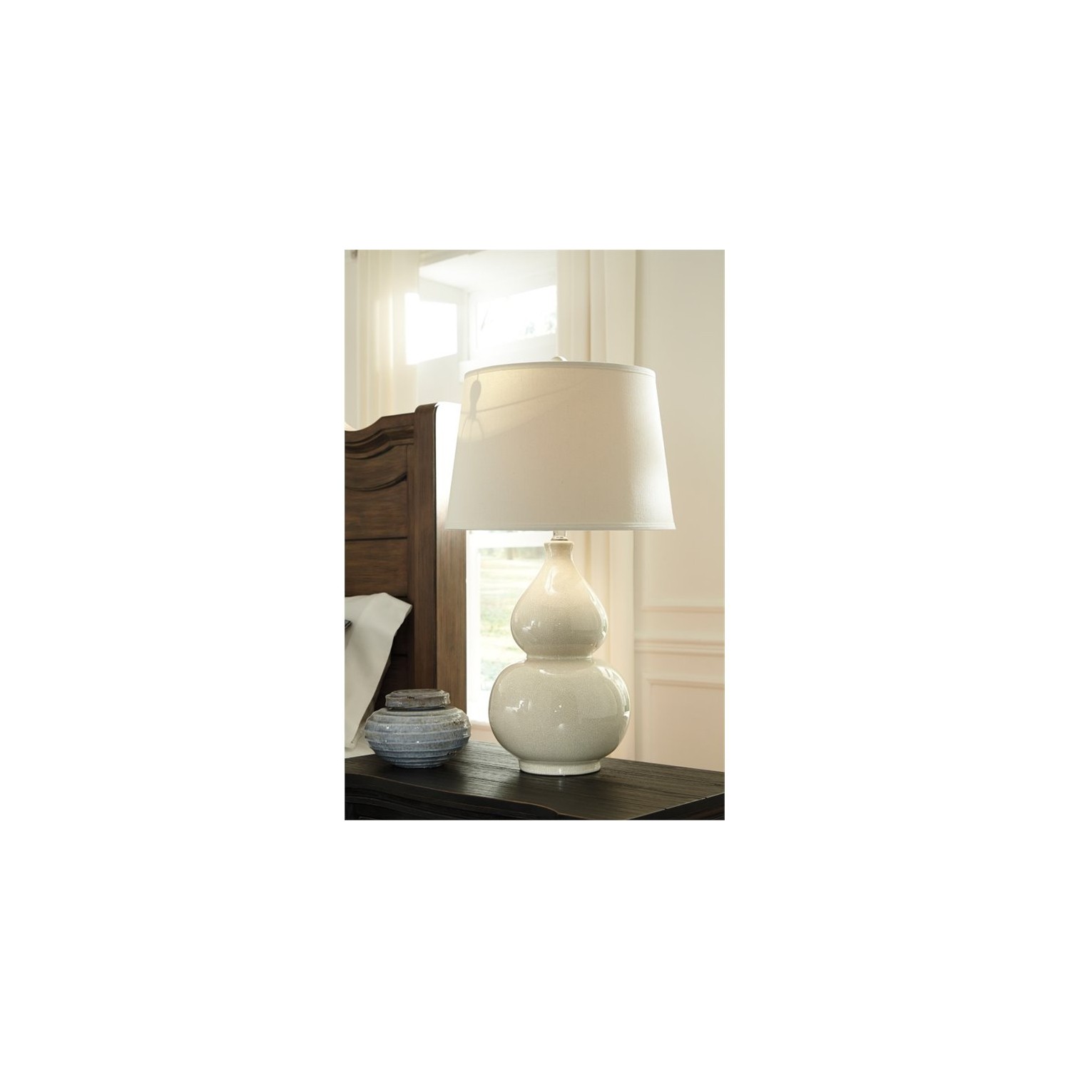 Ashley Saffi Ceramic Table Lamp in Cream