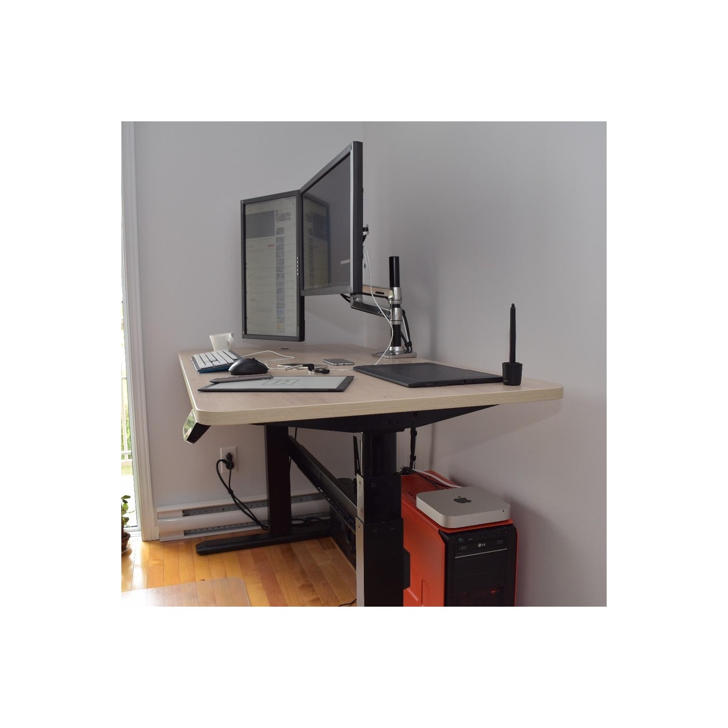 BORDEAUX Electric Standing Desk | Sit Stand Desk with Black Frame and Light Oak Table Top | Stand up Desk for Home and Office