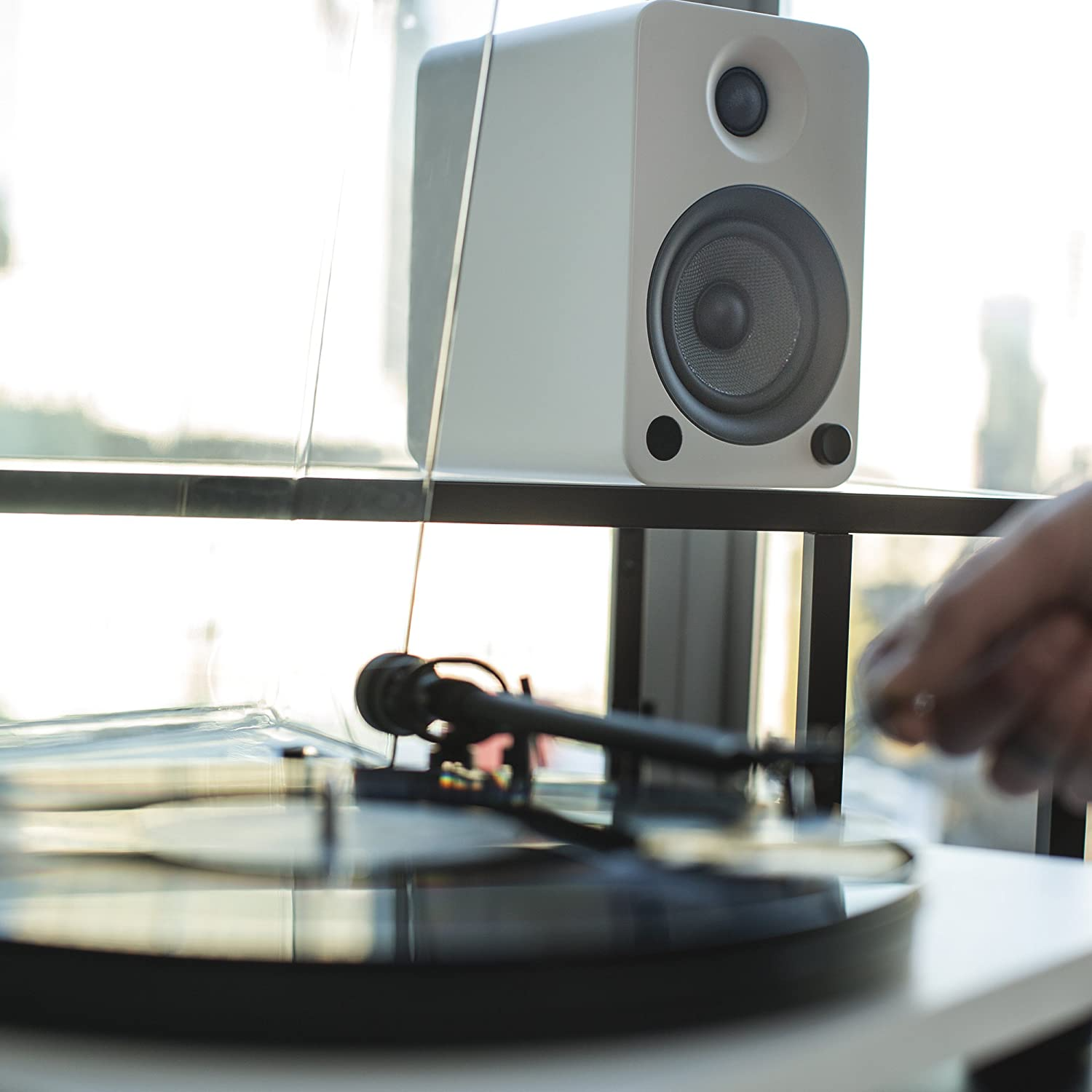 Kanto YU6 Powered Speakers with Bluetooth® and Phono Preamp, Matte White