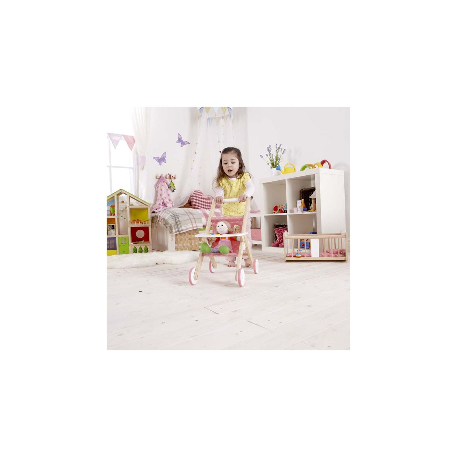 Acheter Poussette pour poupée bébé en bois (sans poupée) - Hape - Joubec  acheter jouets et jeux au Québec et Canada - Achat en ligne