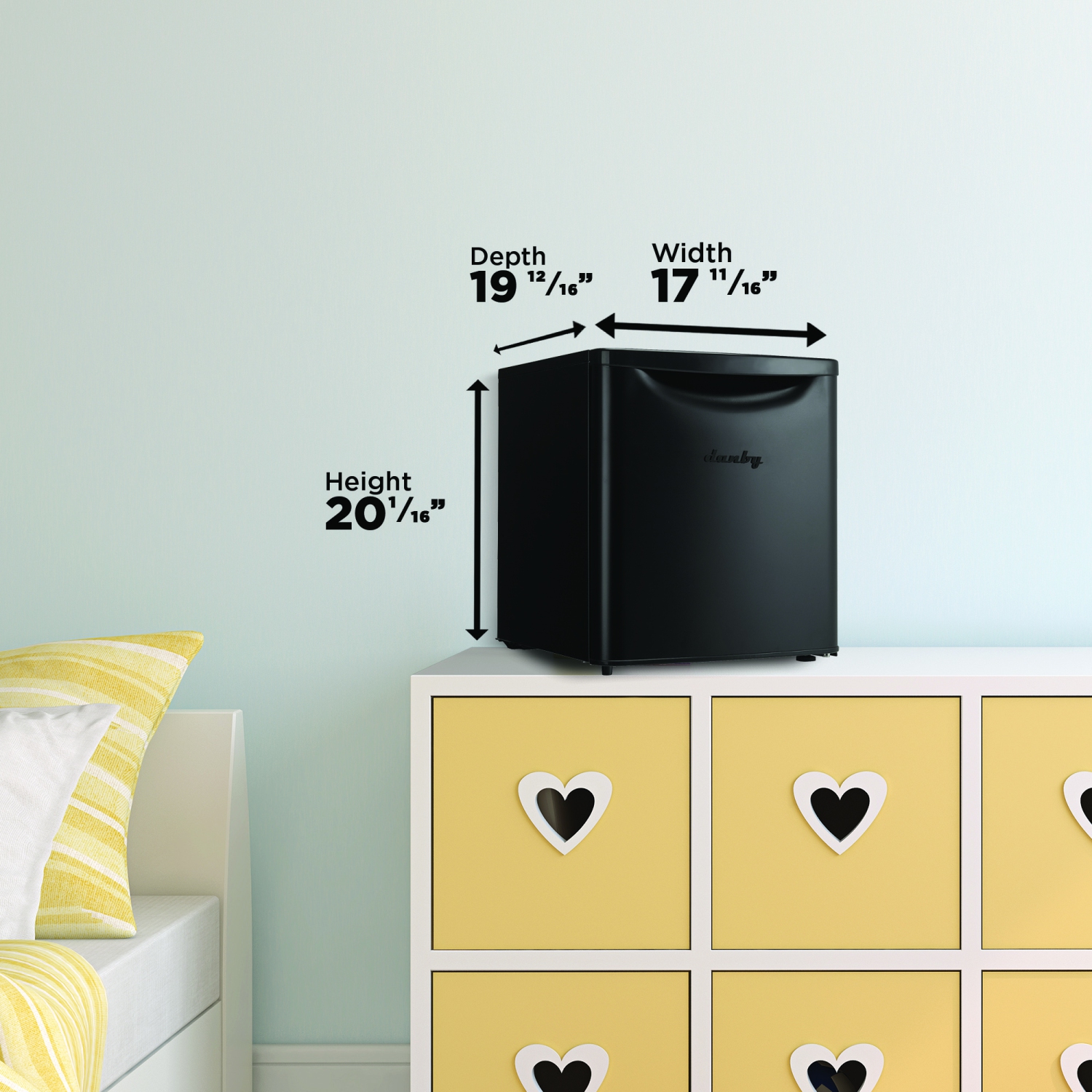 1,7 pi3 de Danby avec Réfrigérateur compact noir