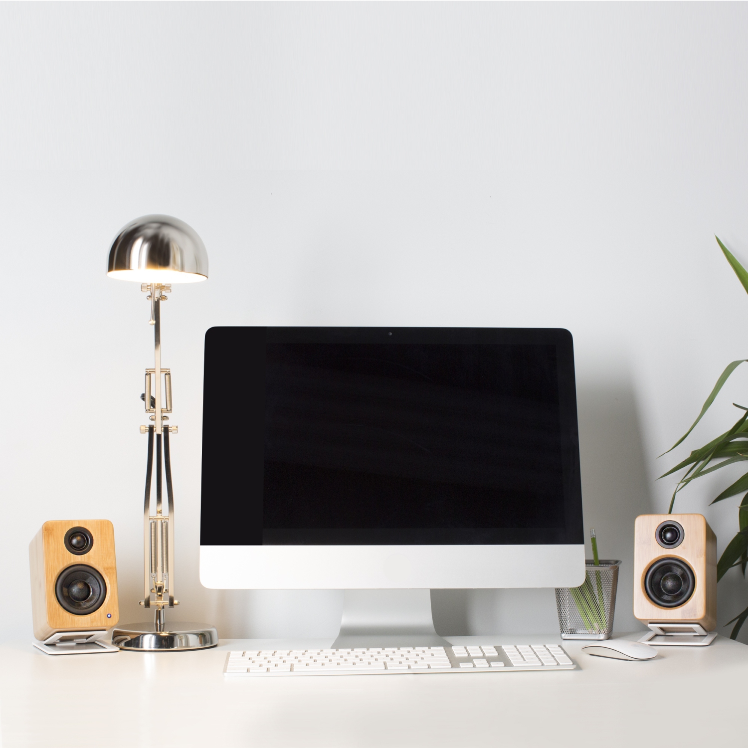 Kanto YU2 Powered Desktop Speakers, Bamboo