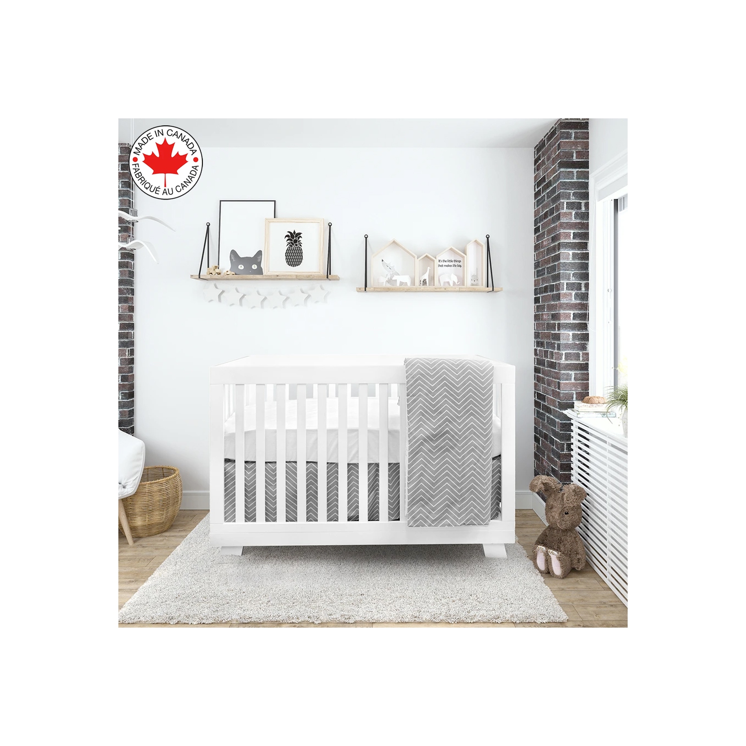 Bebelelo baby crib bedding 4 piece set, perfect for baby girls and boys, gray and white zigzag design
