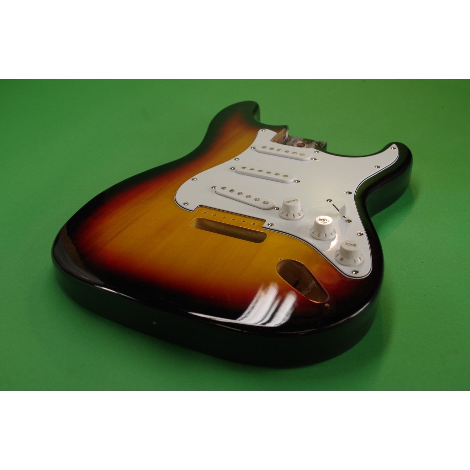 Solo ST Style DIY Guitar Kit, Finished Basswood Body, Sunburst