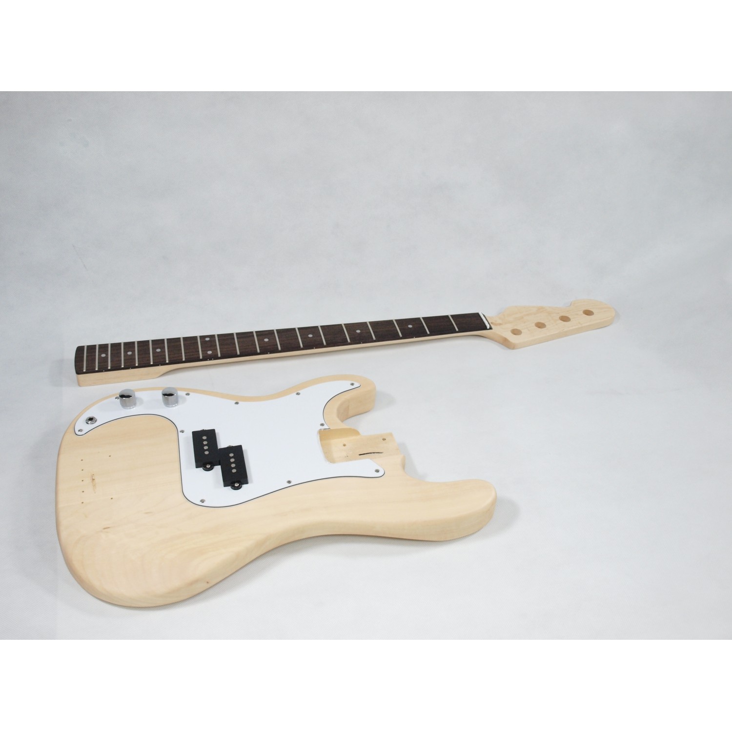 Solo PB Style DIY Bass Guitar Kit, Basswood Body, Left Handed