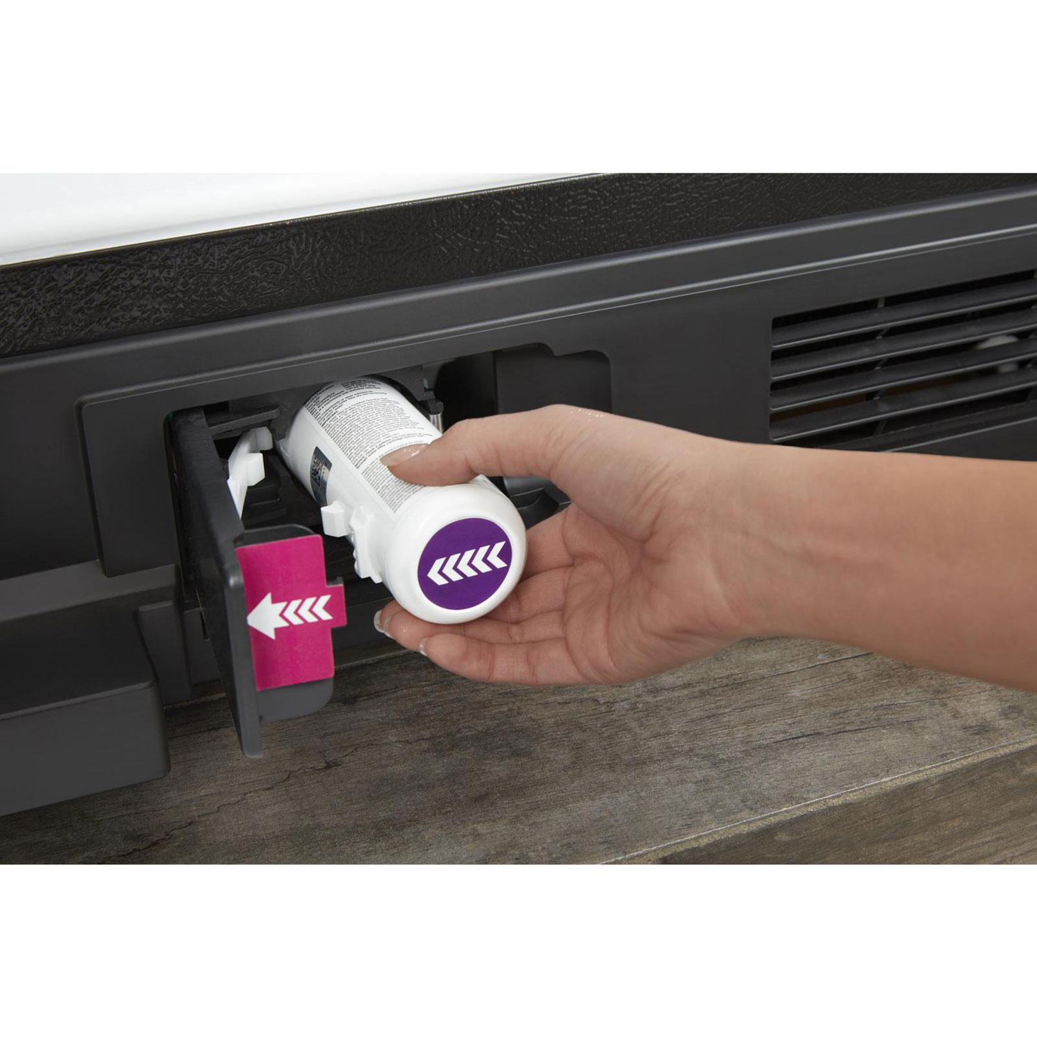 Amana 33" 21.4 Cu. Ft. Side-By-Side Refrigerator - Black-On-Stainless Steel