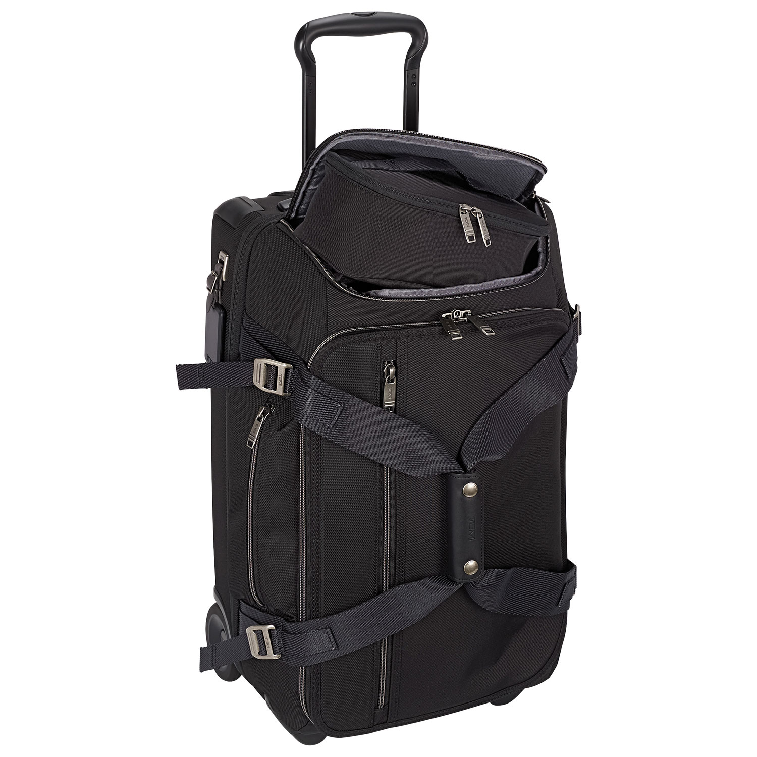 tumi merge wheeled duffel review