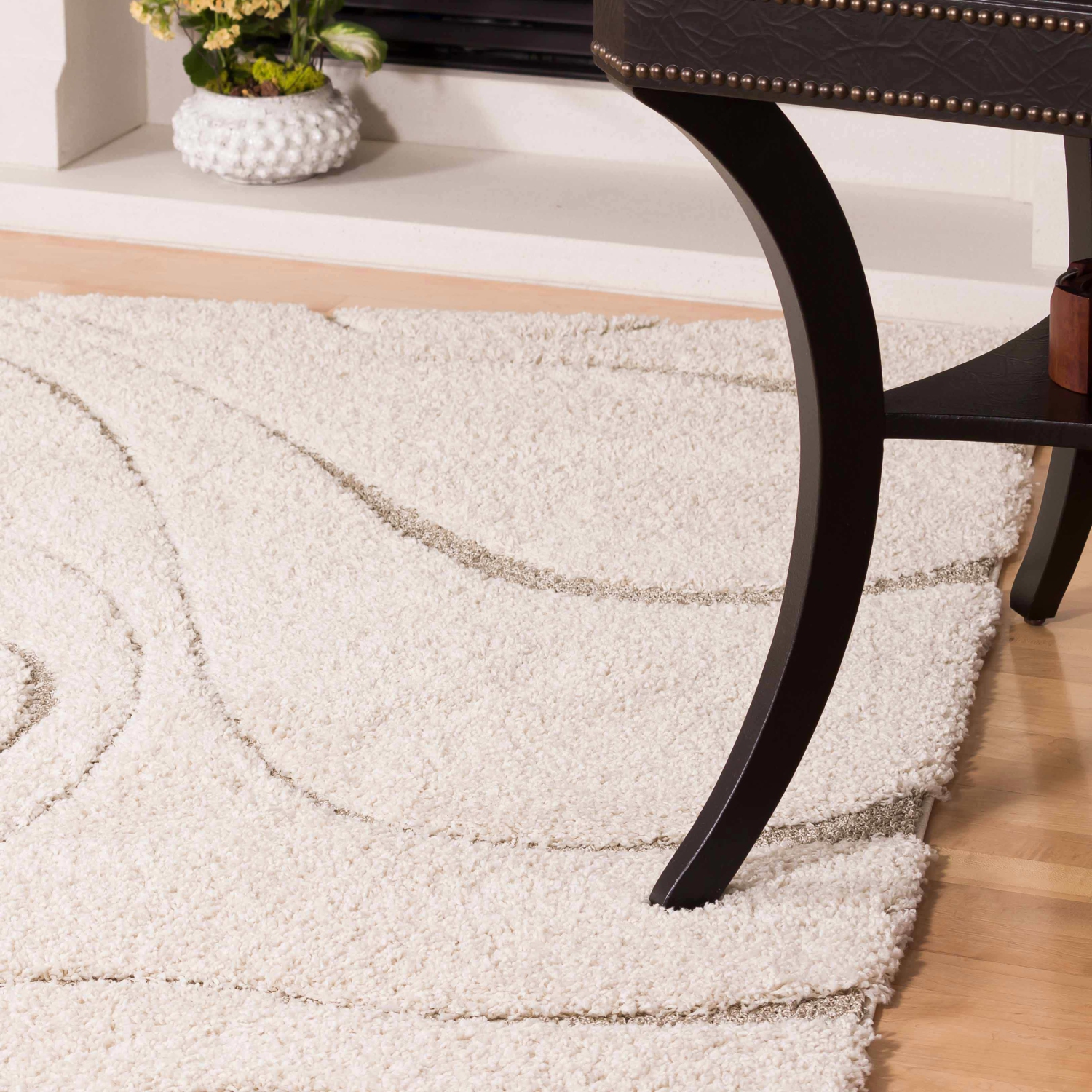 AG Home Oakville 5'3" x 7'7" Area Rug - Cream