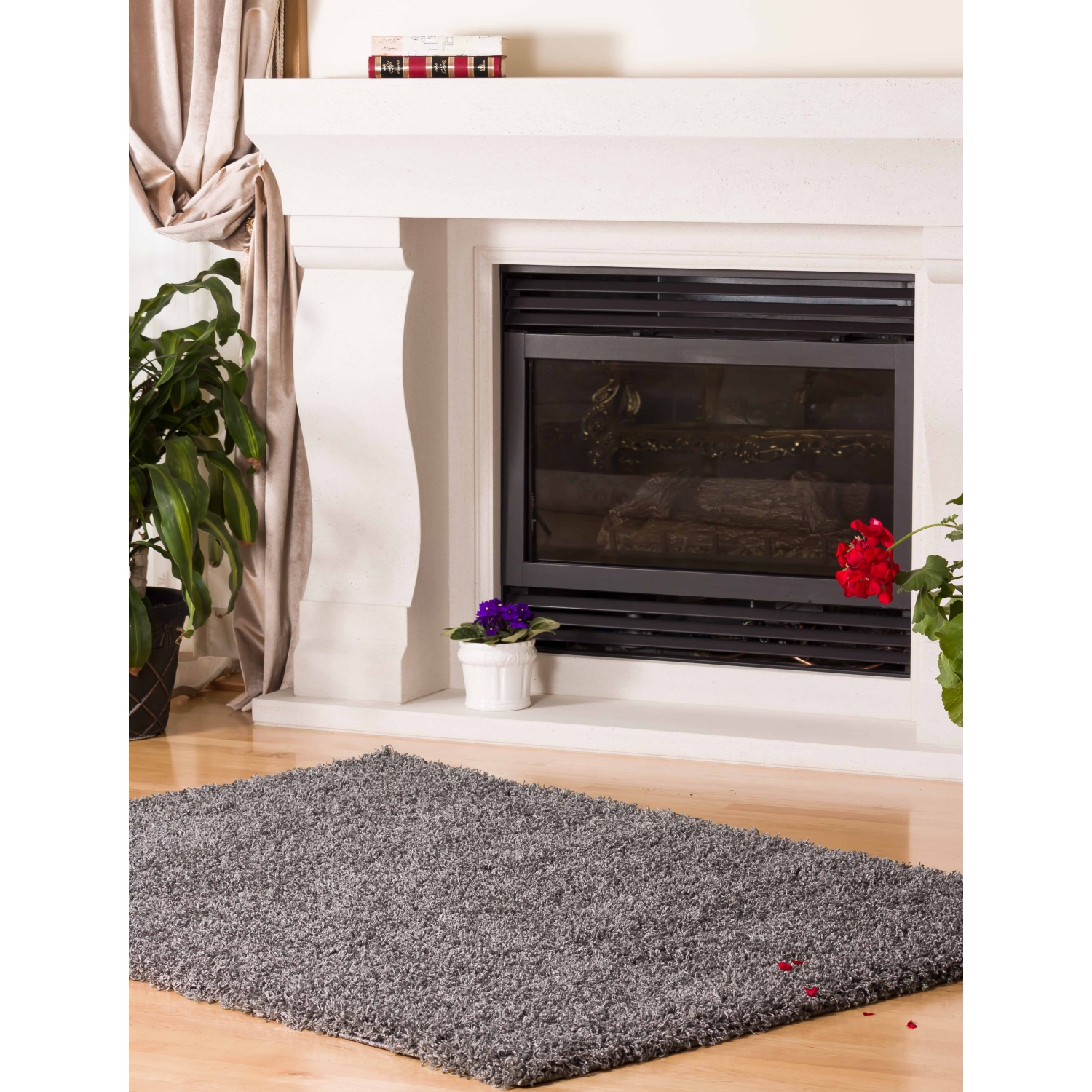 AG Home Victoria 3'11" x 5'7" Shag Area Rug - Charcoal
