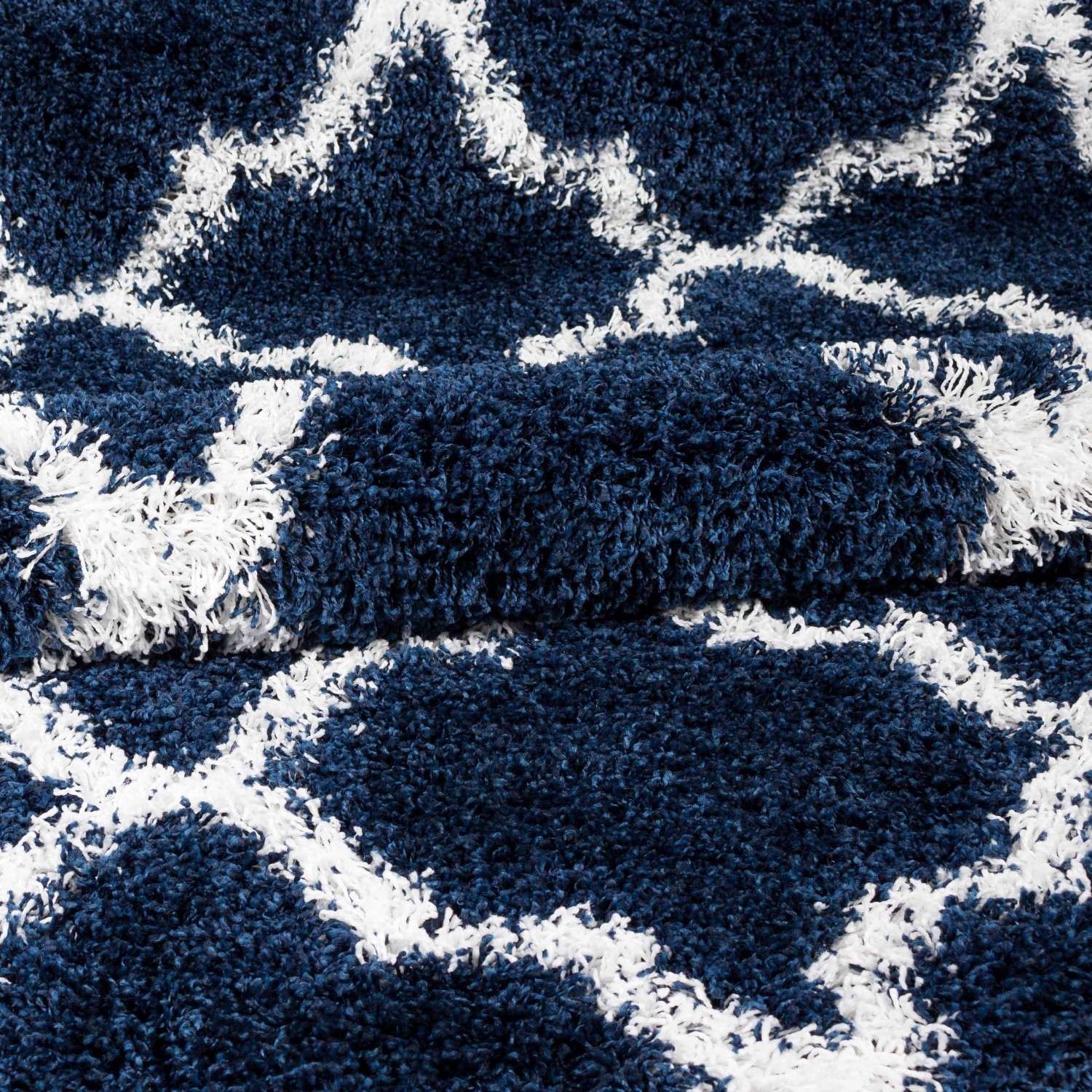 AG Home Victoria Lattice 7'9" x 10'8" Shag Area Rug - Navy