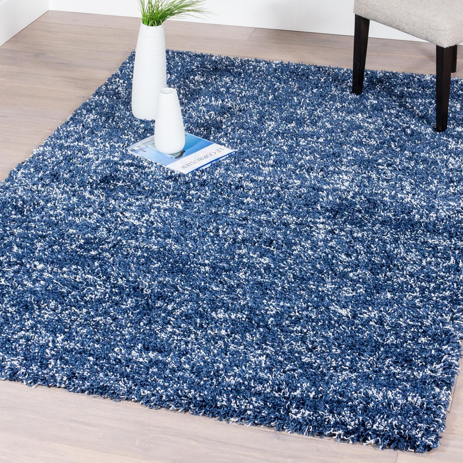 AG Home Victoria 2'7" x 4'9" Shag Area Rug - Navy