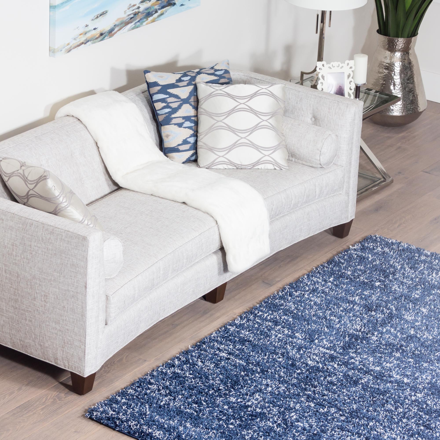 AG Home Victoria 2'7" x 4'9" Shag Area Rug - Navy