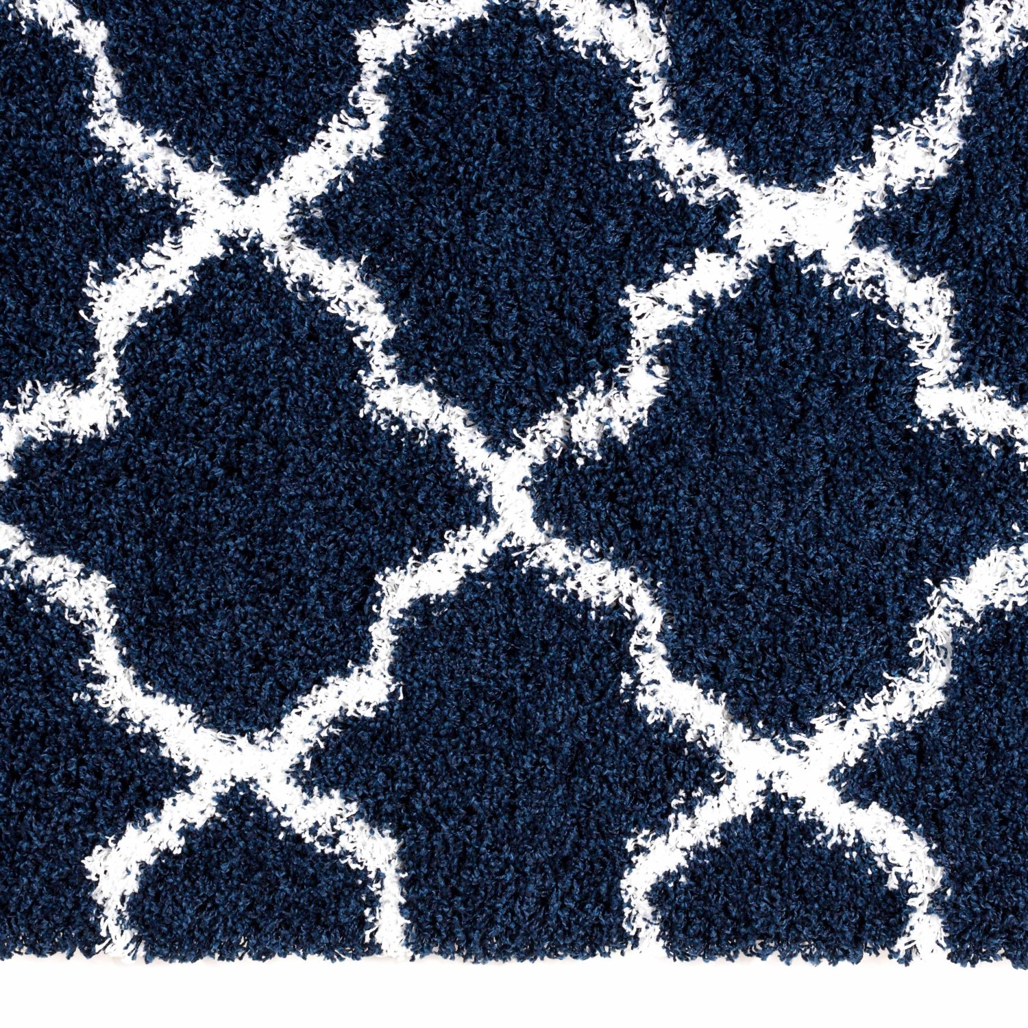 AG Home Victoria Lattice 5'3" x 7'7" Shag Area Rug - Navy