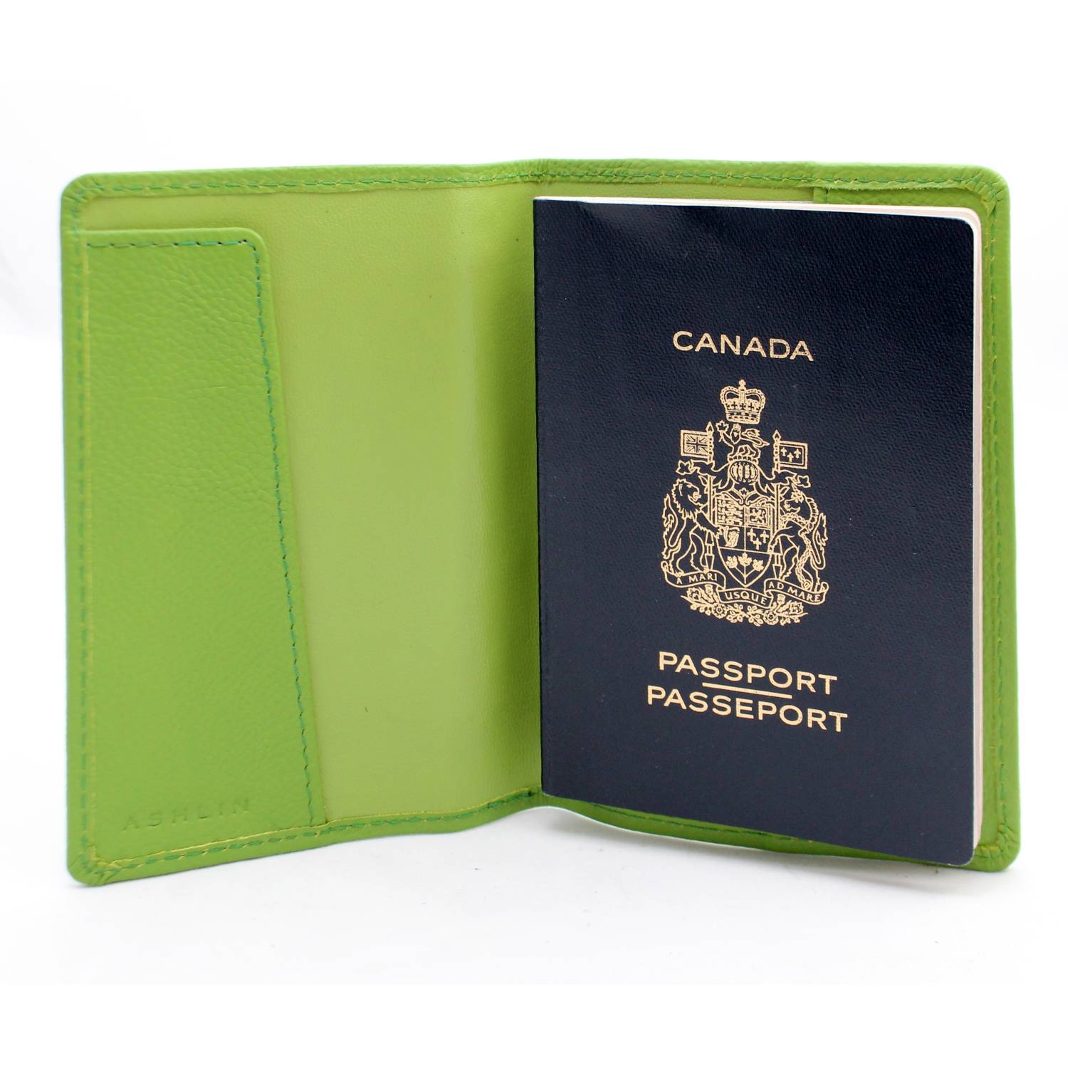 Ashlin® DESIGNER | OMAHA Simple Passport wallet