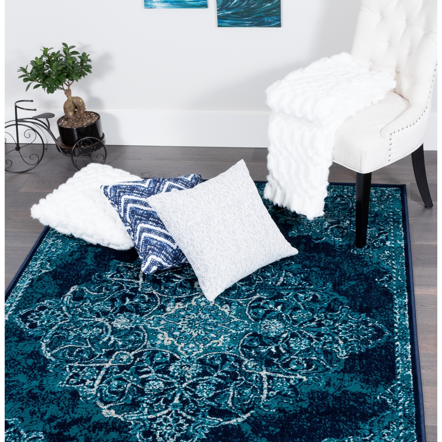 Tapis d'appoint bleu marine/turquoise 6 pi 7 po x 9 pi 4 po Saville Vintage