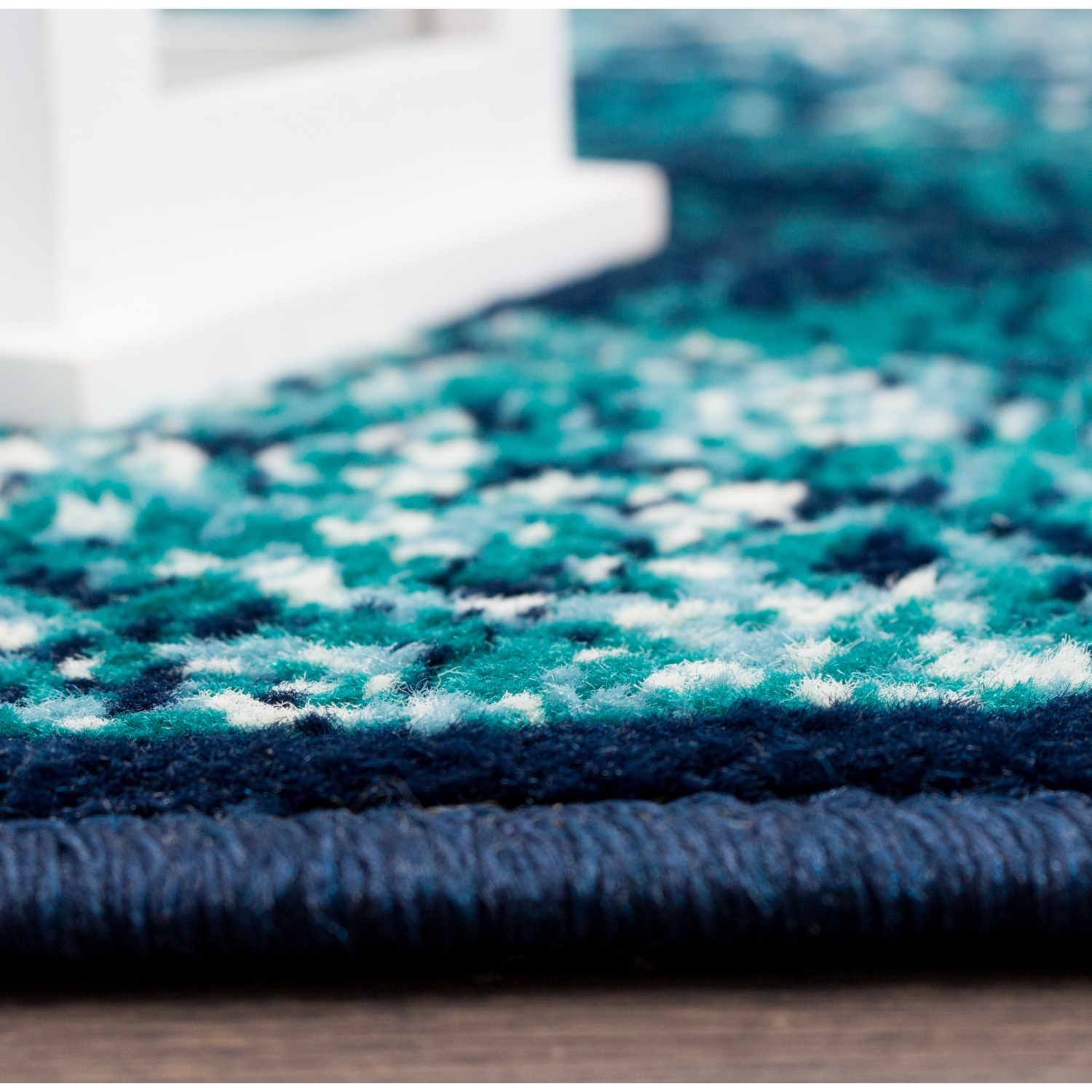 Tapis d'appoint bleu marine/turquoise 6 pi 7 po x 9 pi 4 po Saville Vintage