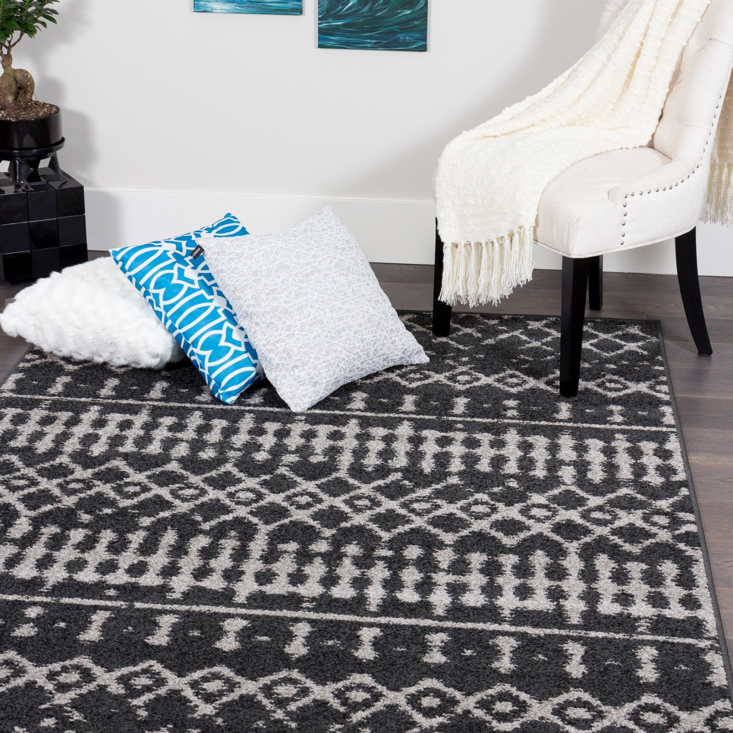 Tapis d'appoint rétro Lavan, gris marocain foncé, 5 pi 3 po x 7 pi 8 po