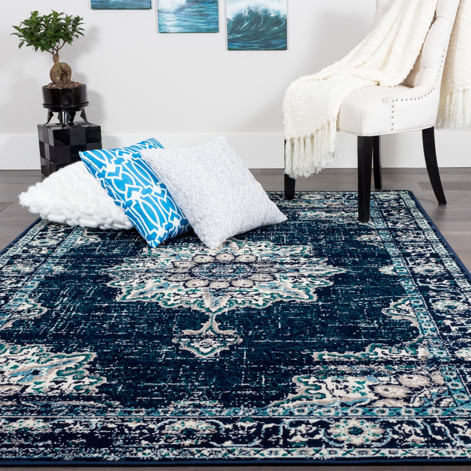 Saville Vintage Navy Area Rug 5'3"x7'8"