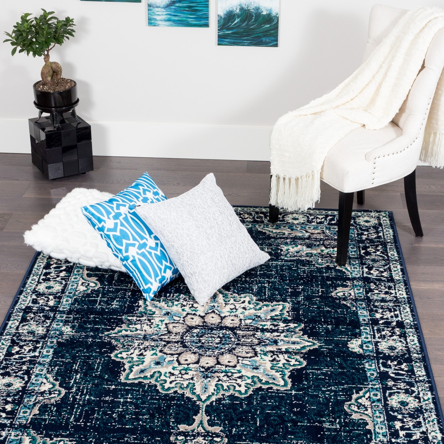 Saville Vintage Navy Area Rug 5'3"x7'8"