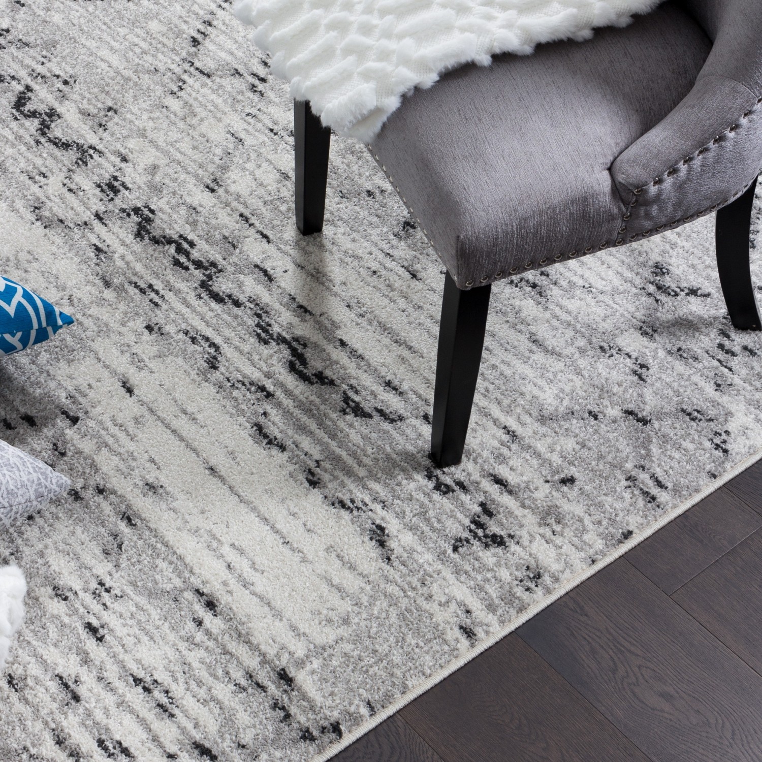 Lavan Trellis Grey Area Rug 6'7" x 9'4"